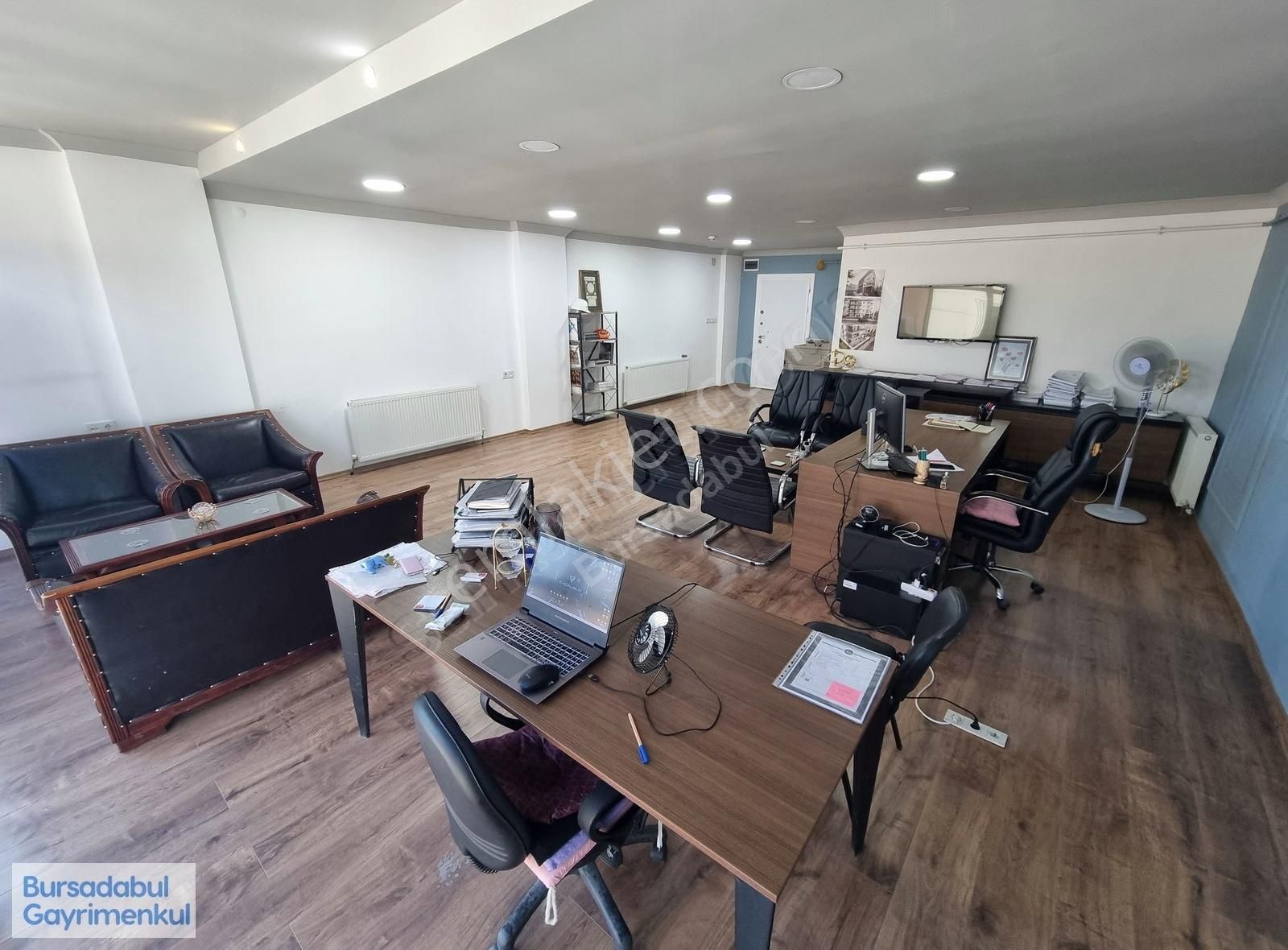 Bursadabul'dan Çarşı Merkezinde Belediye Binası Yanında Ofis - Görsel 3