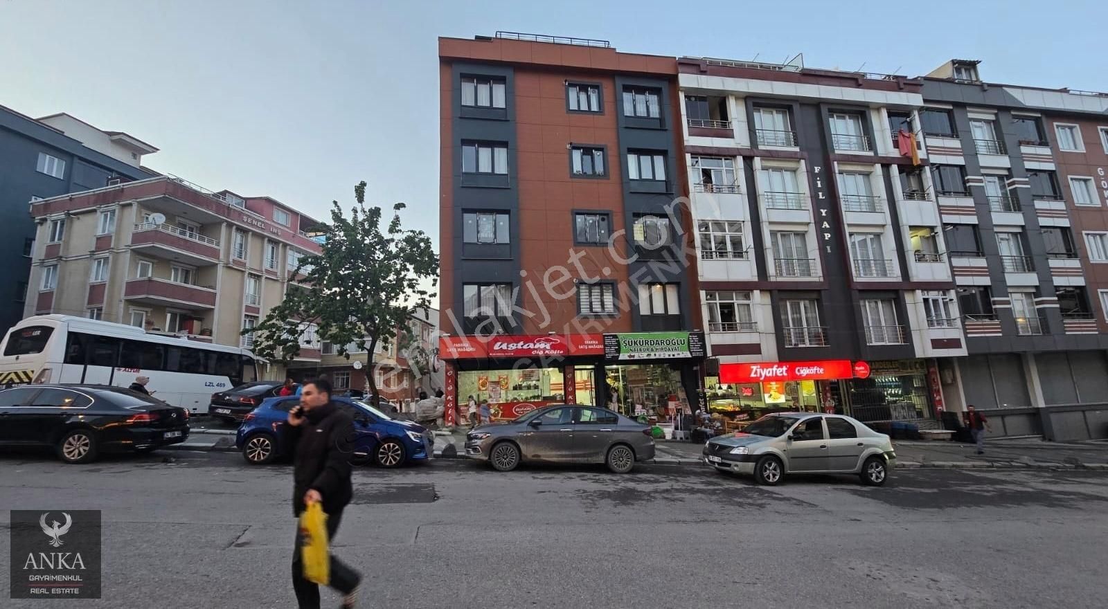 Arnavutköy Necip Fazıl Caddesi Cepeli Satılık 2+1 Sıfır Daire