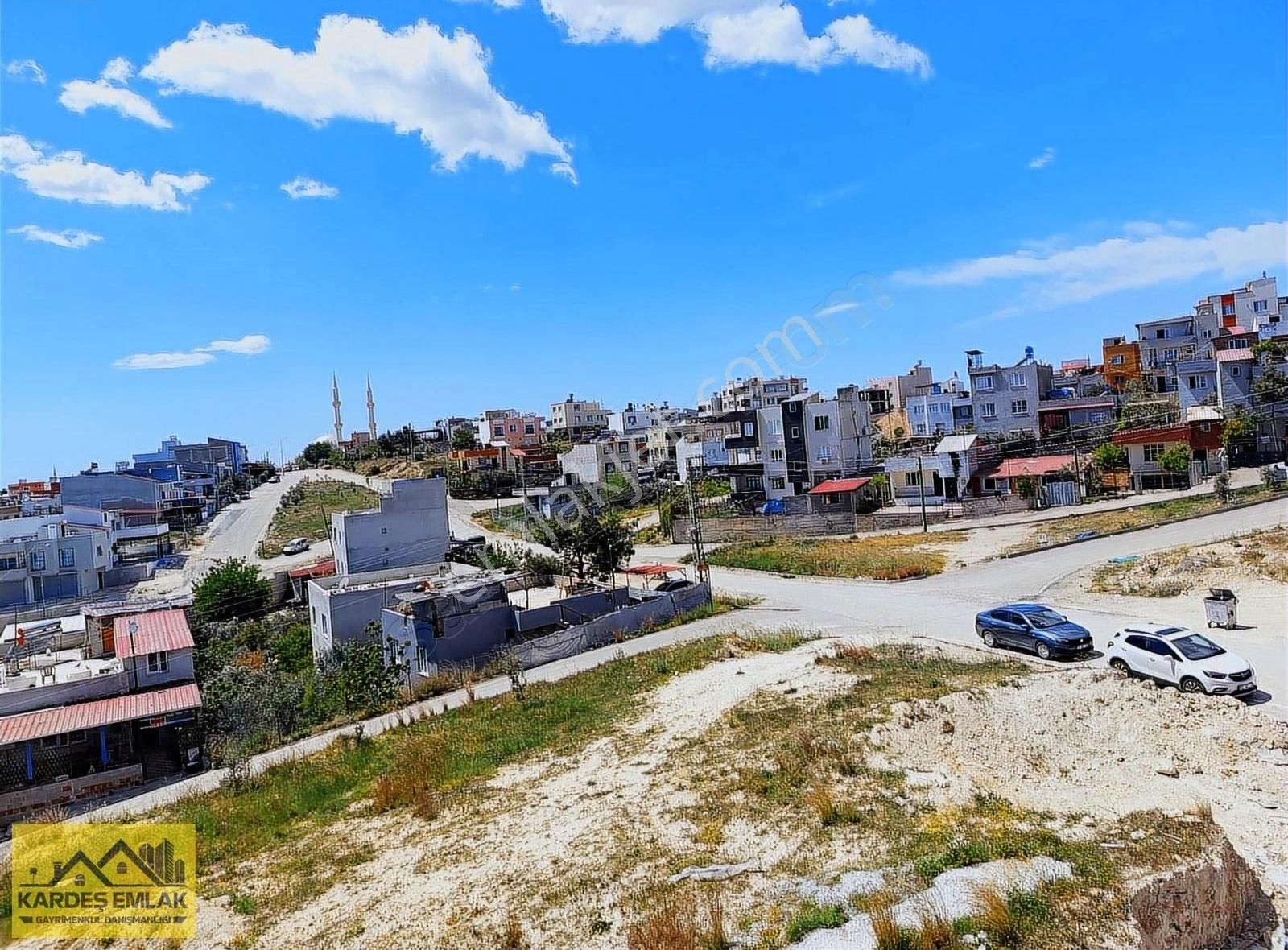 Kardeş Emlaktan**beyceli**2+1 4 *katlı*yapsat*daire*
