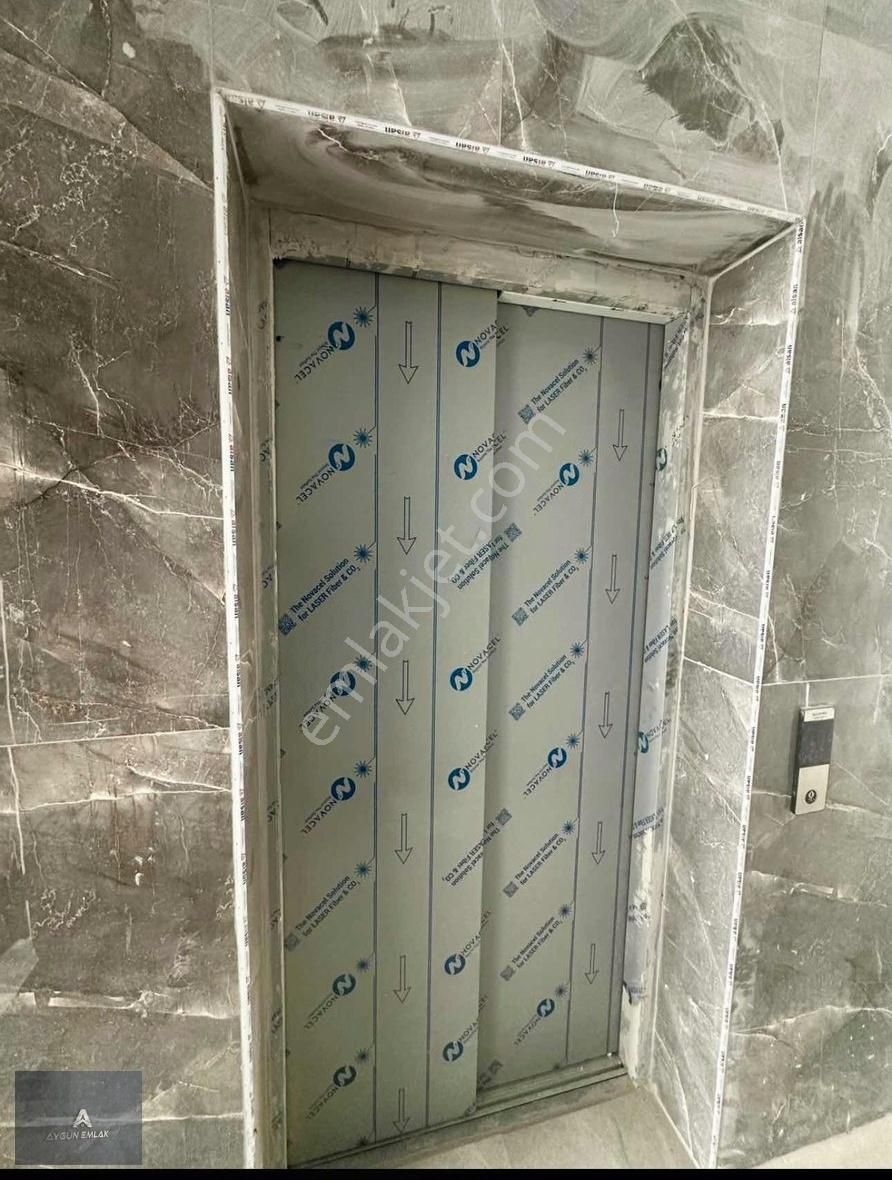 Şehir Has. Yakını Tapu Masrafsız Önü Açık 1+1 Asansörlü