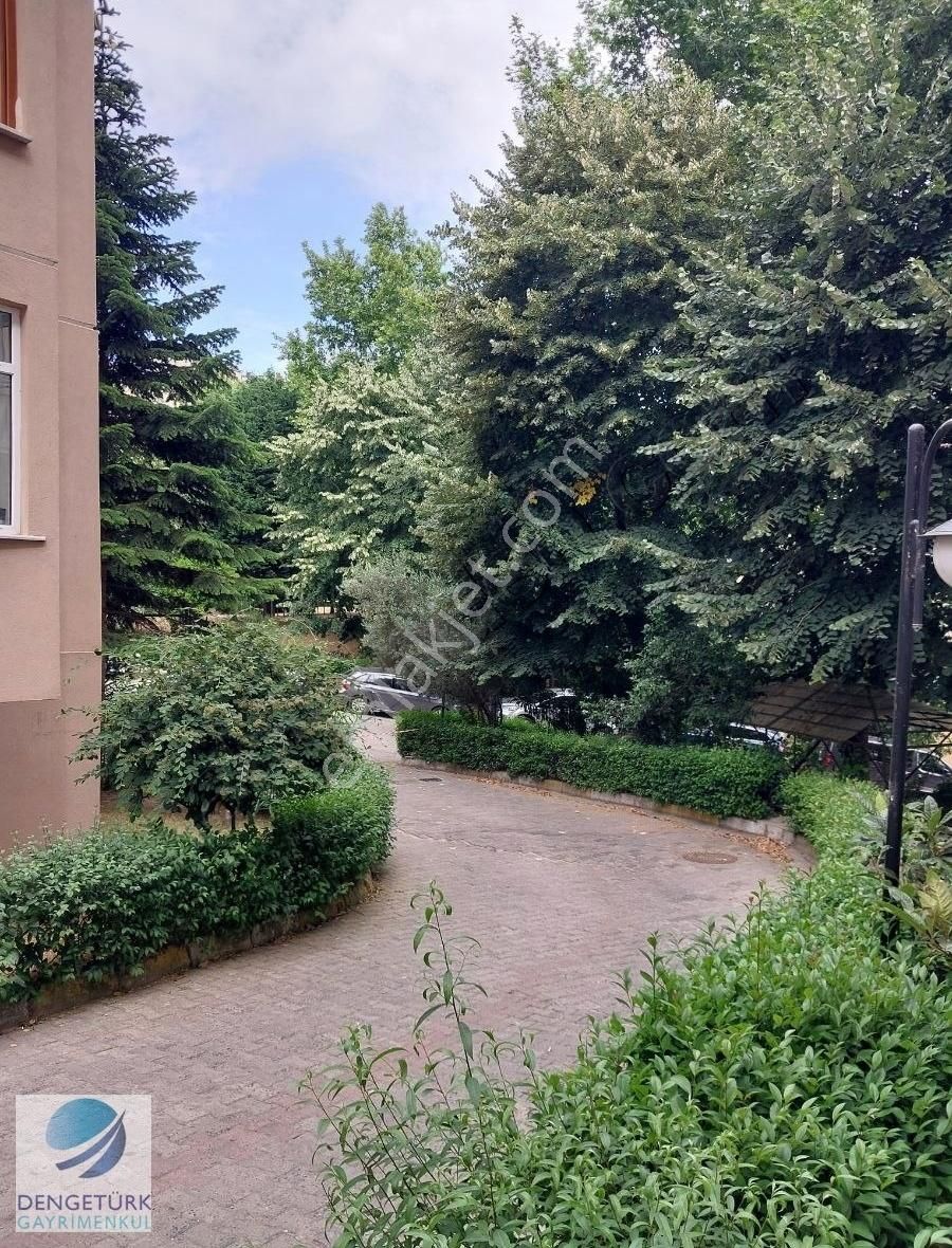 Çengelkoy Ata2 Sitesinde Harıka Konumda Kiralık Ara Kat Daire