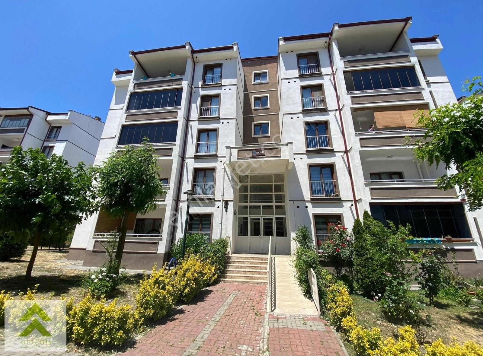 Sapanca Yeni Toki'de Geniş Kullanıma Sahip 3+1 Daire