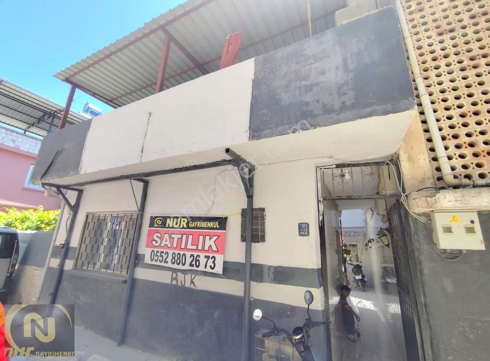 Akp İl Başkanlığı Arkası Satılık Müstakil Ev