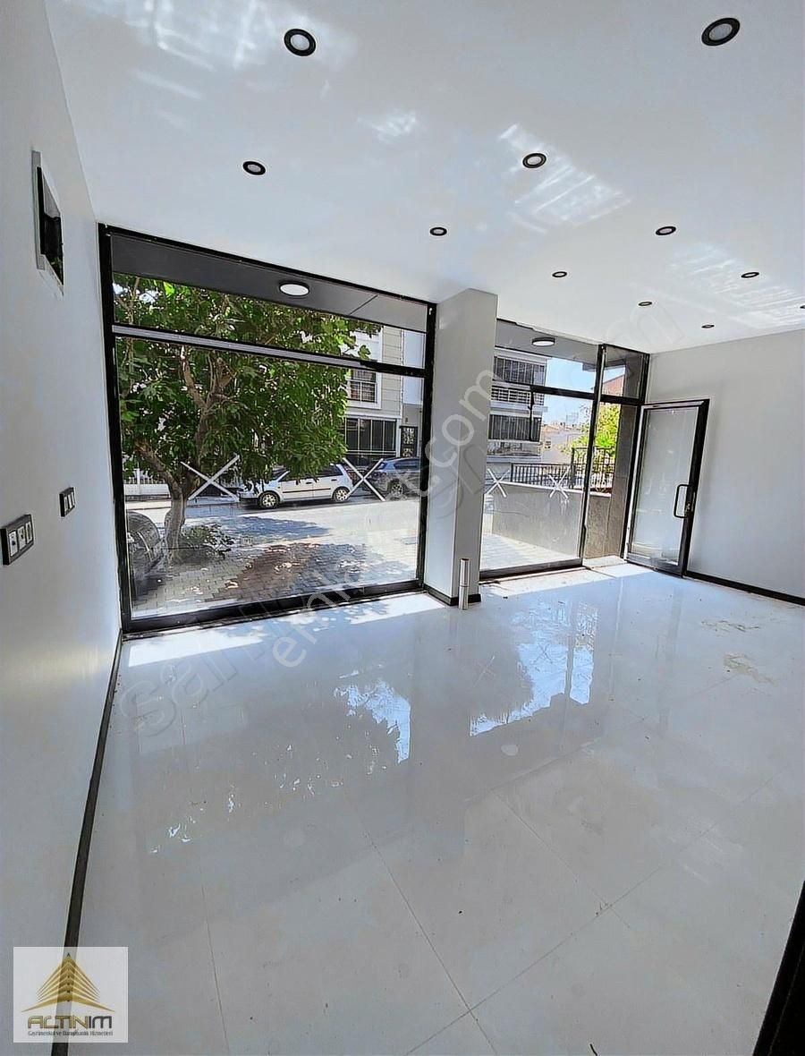 Bahçelievlerde Kiralık Kullanıma Hazır Dükkan