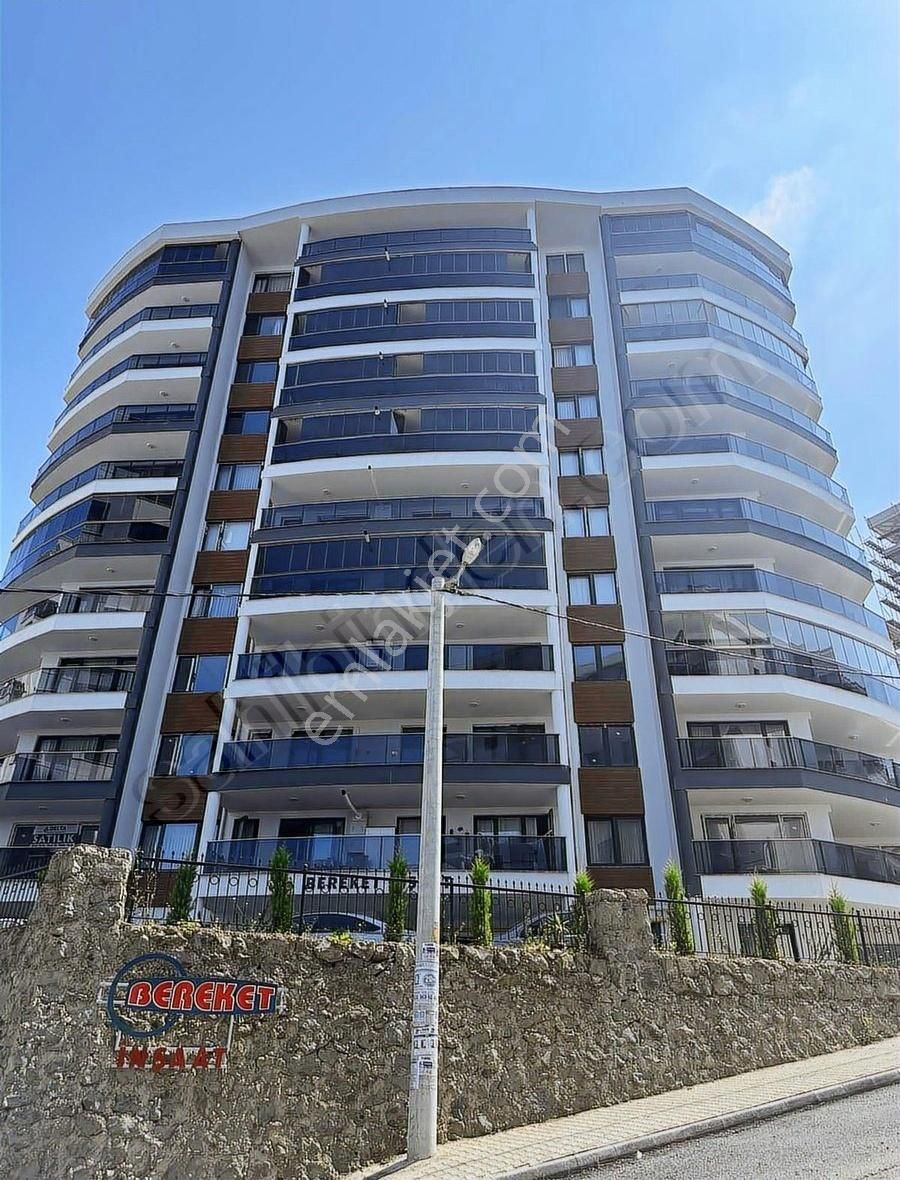 Giresun Aksu Emlaktan Eriklimanında Satılık 4+1 Daire