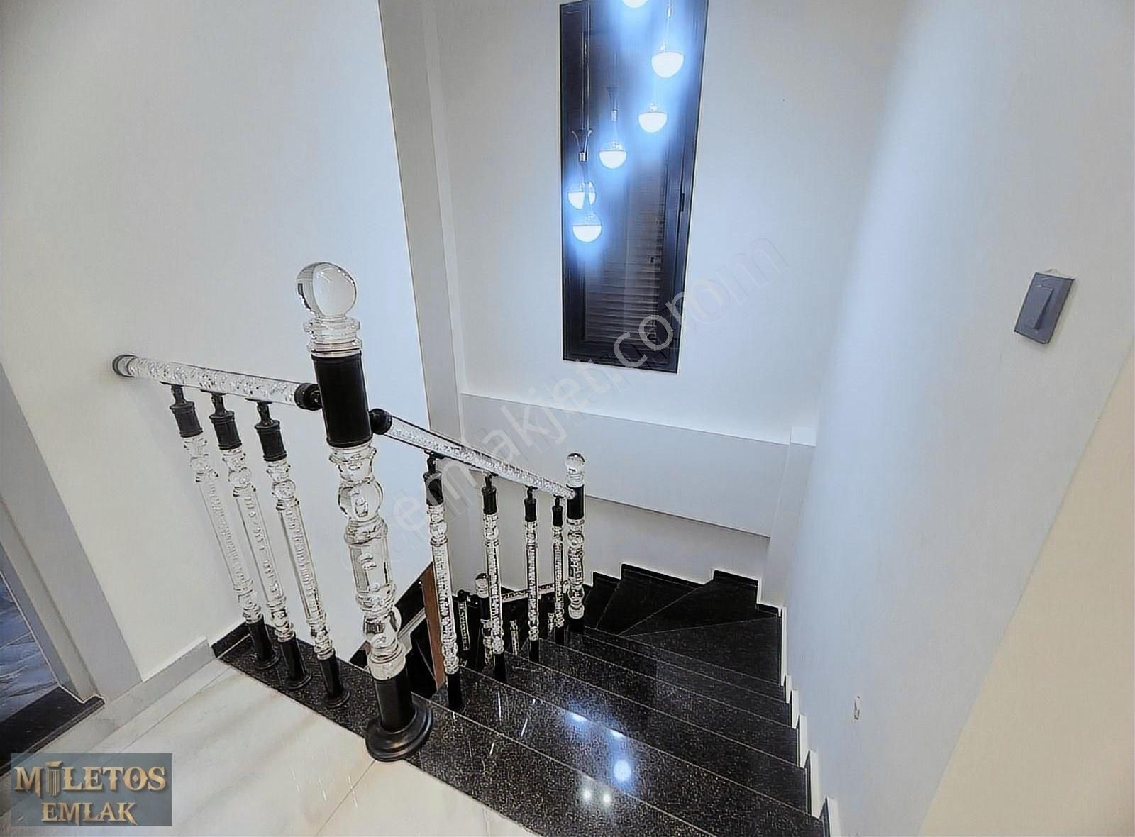Didim De Satılık Villa 4 + 1 Havuzlu Mustakıl - Görsel 21