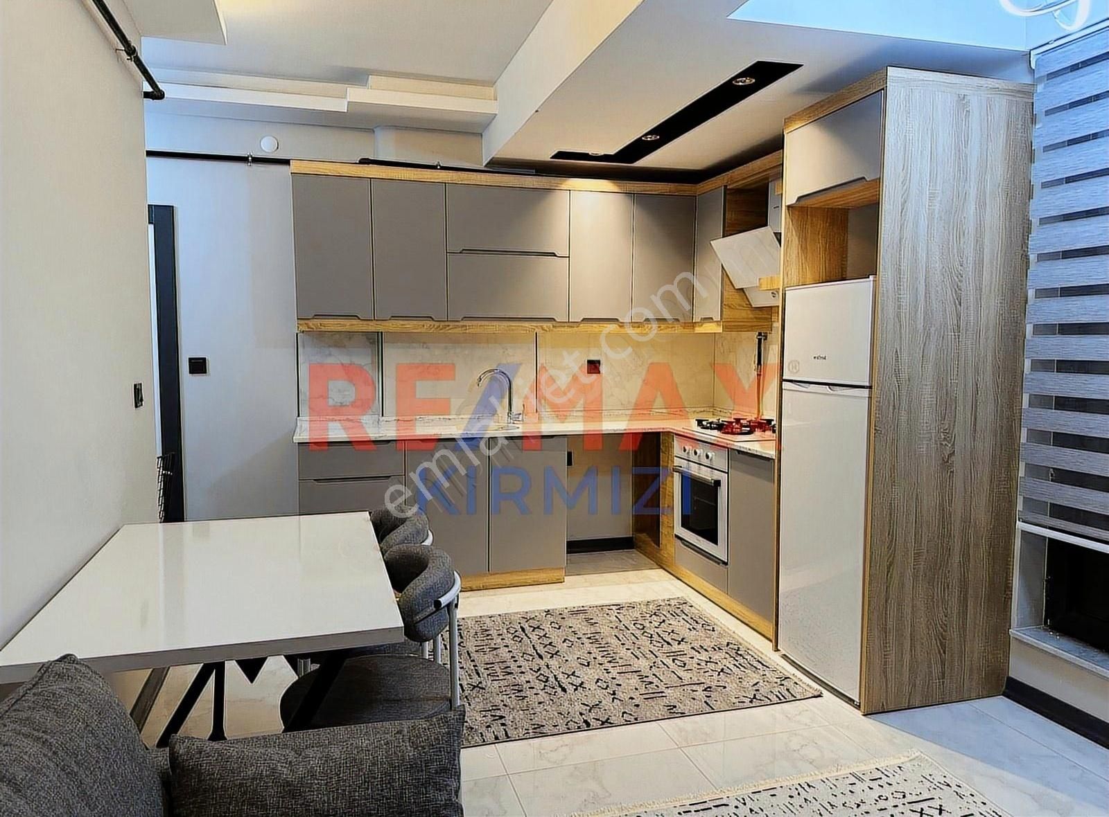 Re/max Kırmızı'dan Dadaşkent'te Kıralık 1+1 Lüks Daıre