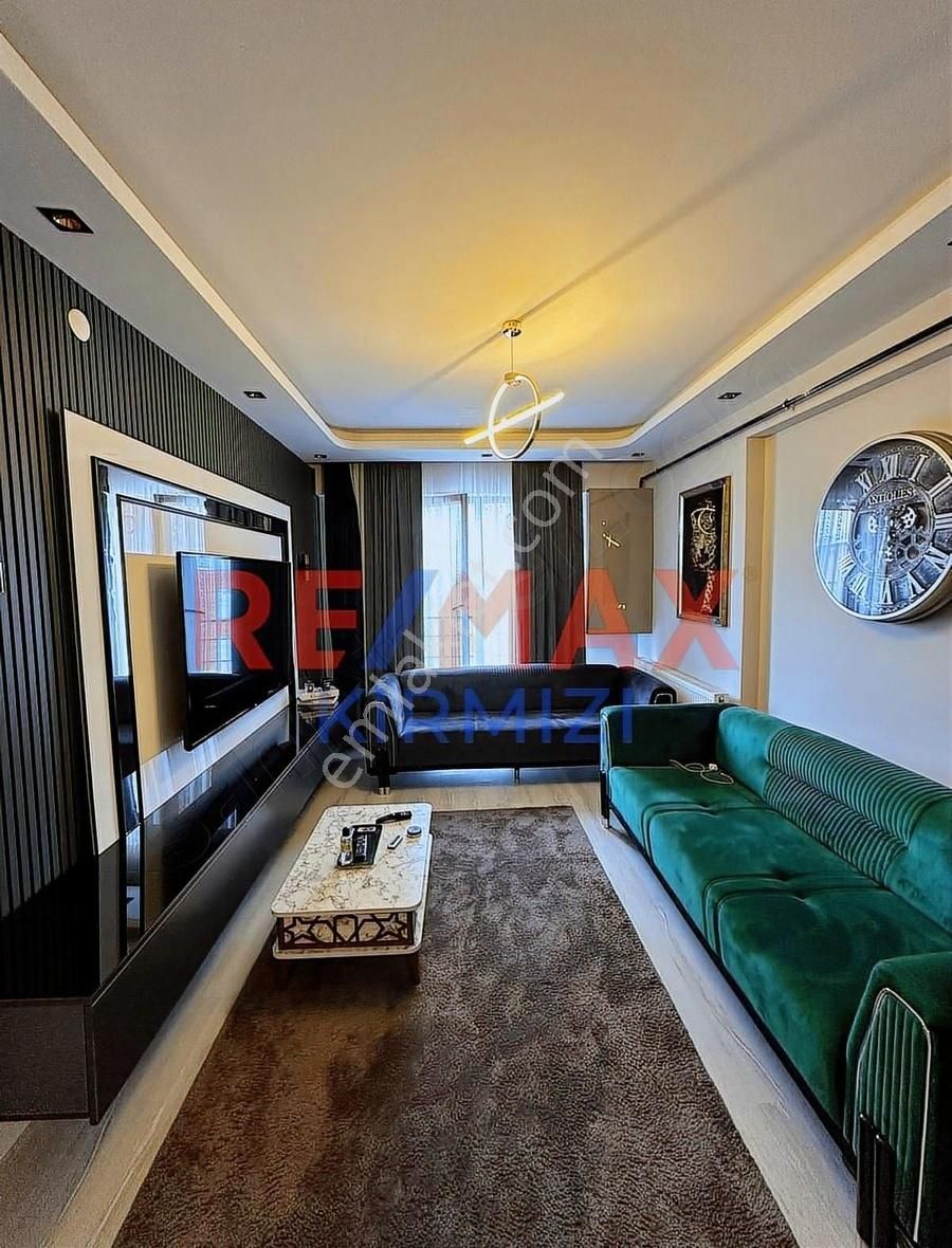Re/max Kırmızı'dan Erzurum Dadaşkent'te Lüks Eşyalı Satılık 1+1
