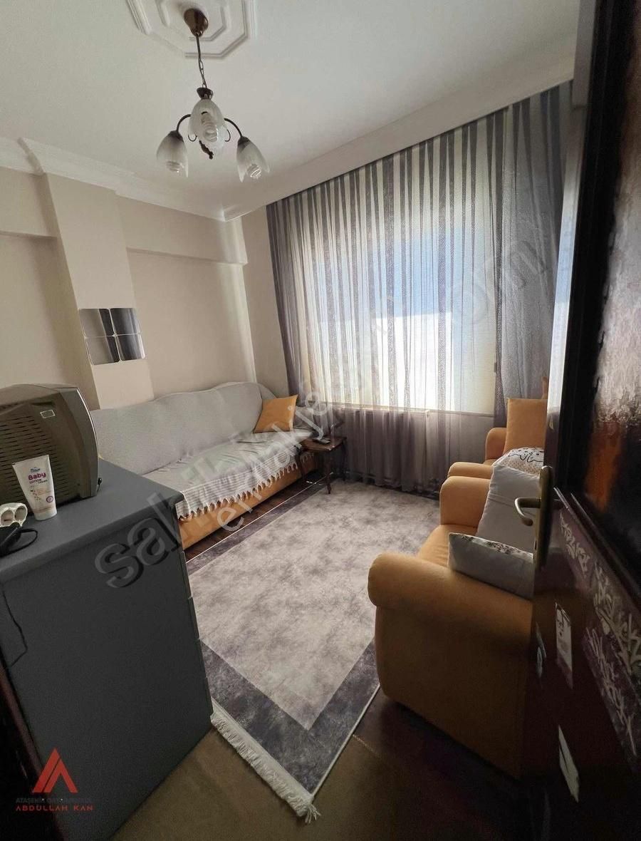 Ümraniye Esenkent Mh Site İçi 3+1 Ara Kt 4.700,000₺
