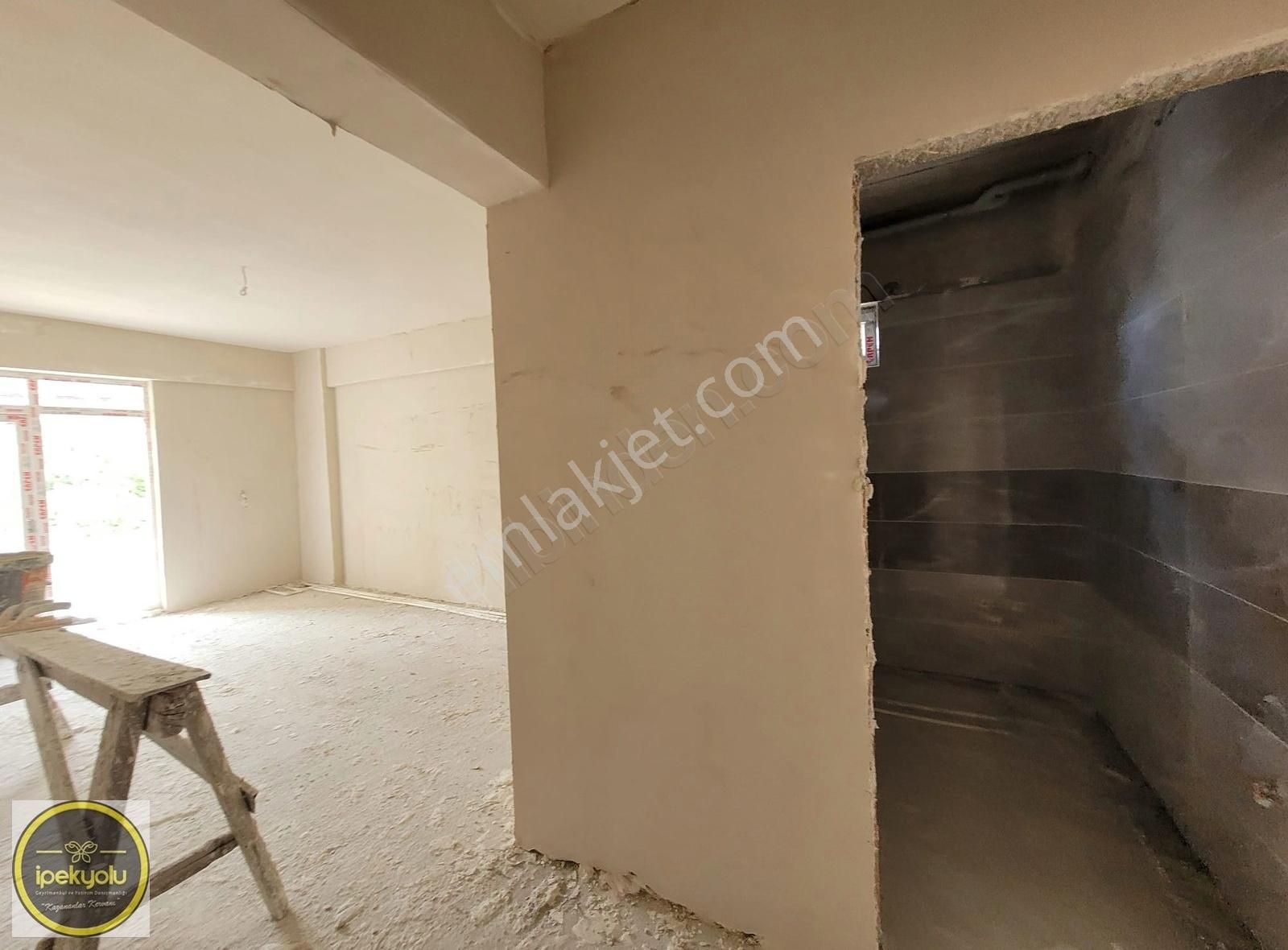 İpekyolu Gayrimenkul Den Kurtuluş Ta 1+1 Satılık Sıfır Daire