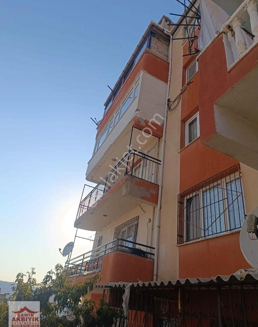 Bornova Atatürk Mah 2+1 D.gazlı 90 M2 Full Deniz