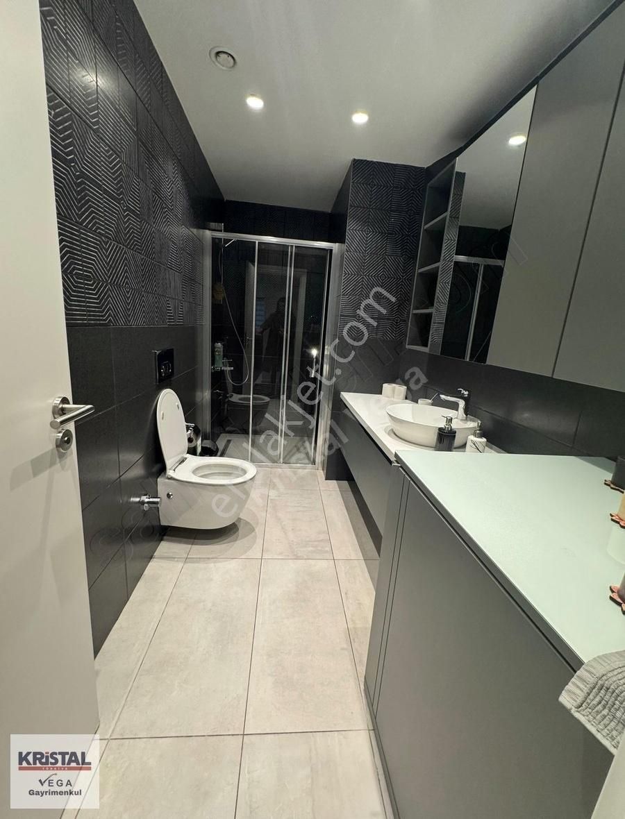 Folkart Vega'da Kiralık Kısmi Deniz Manzarlı Eşyasız 22. Kat 2+1