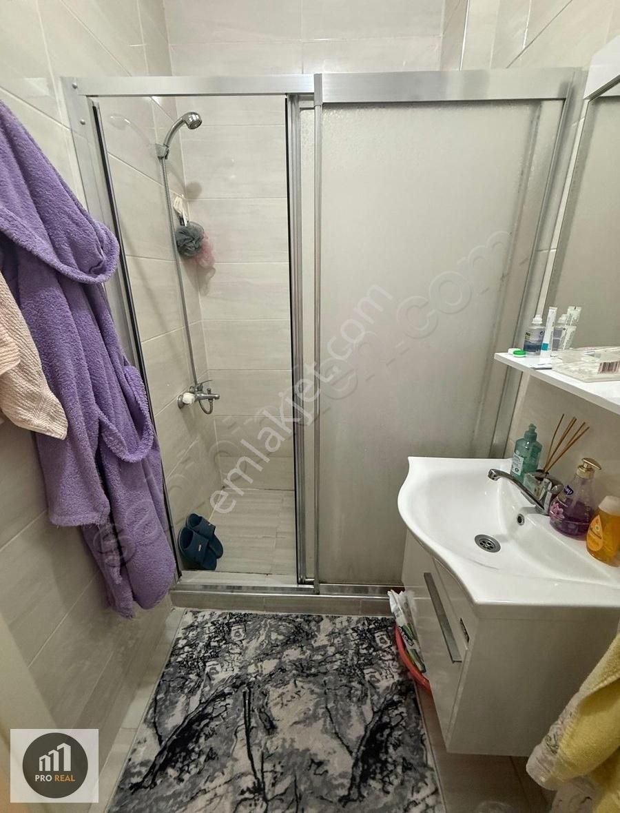 Bezmialem Çapa Metro Tramvay Satılık Temiz 1+1 Daire - Görsel 10