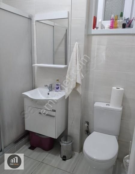 Bezmialem Çapa Metro Tramvay Satılık Temiz 1+1 Daire - Görsel 13