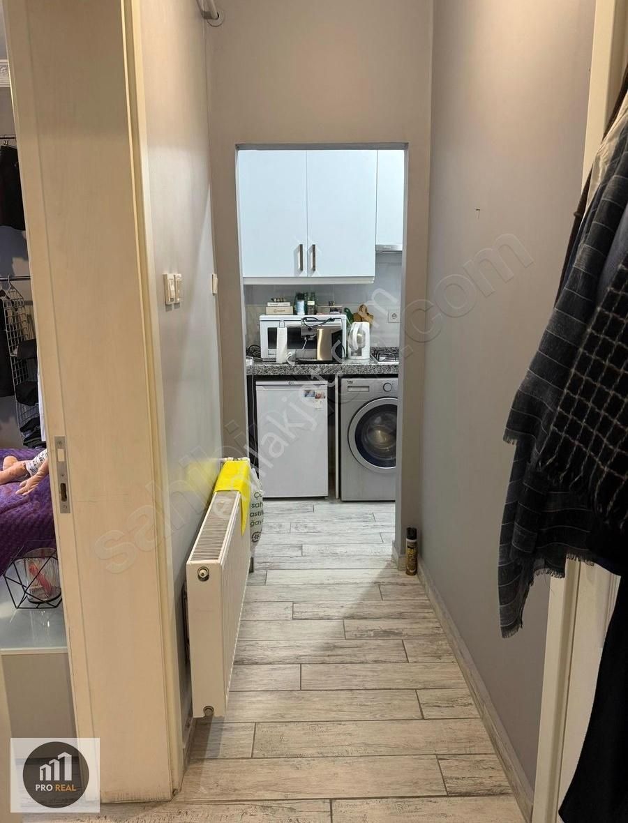 Bezmialem Çapa Metro Tramvay Satılık Temiz 1+1 Daire - Görsel 6