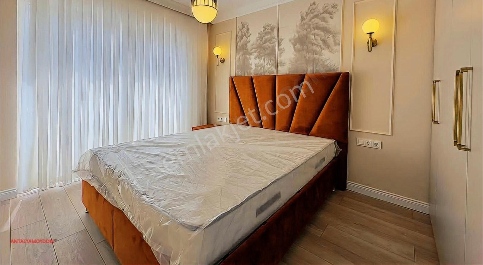 Konyaaltı Liman Sahile Adım Mesafede Satılık Lüx 1+1 Daire - Görsel 13