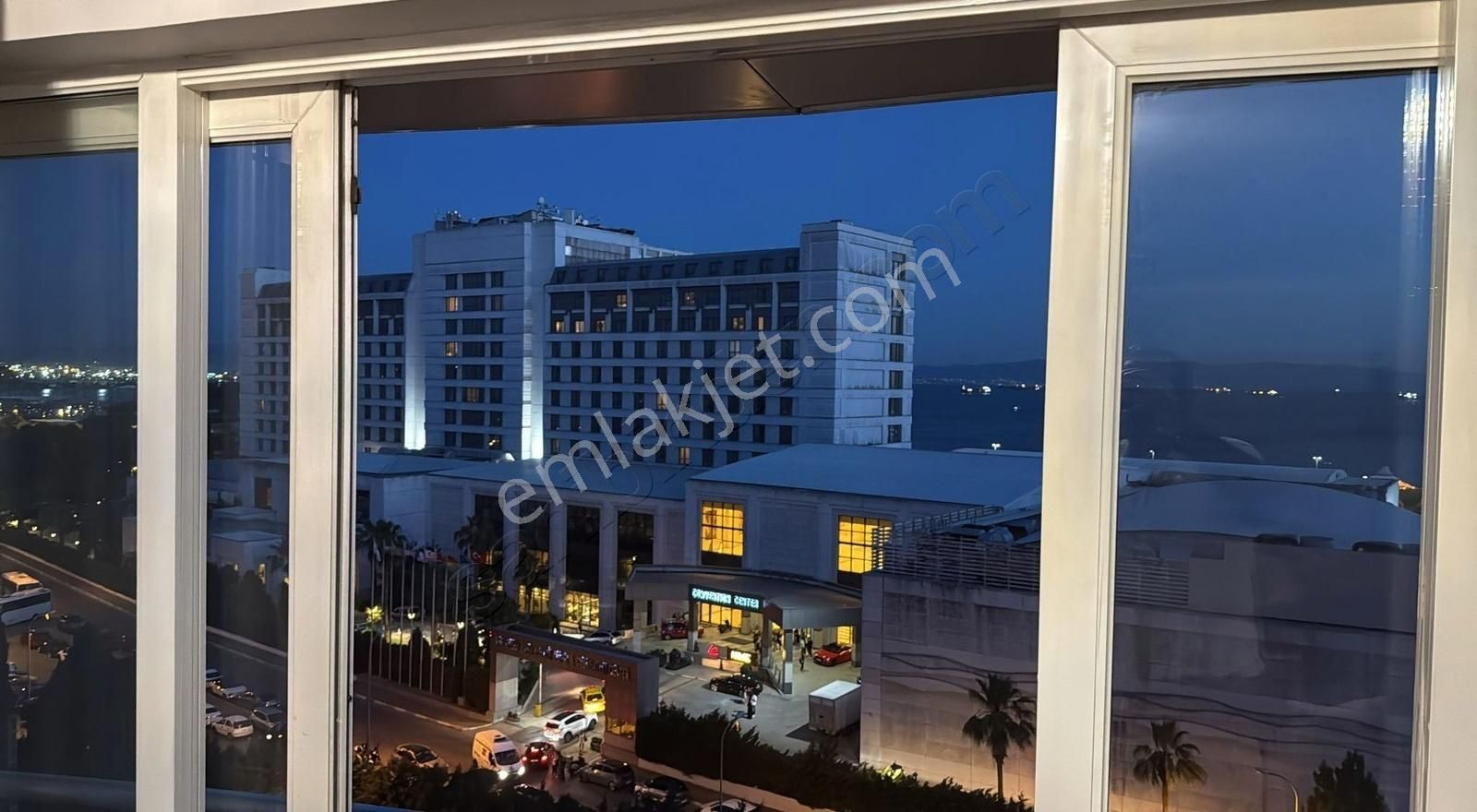 Pendikde En Prestijli Sitesi Olan Denizpark Ta 4+1 Full Deniz - Görsel 4