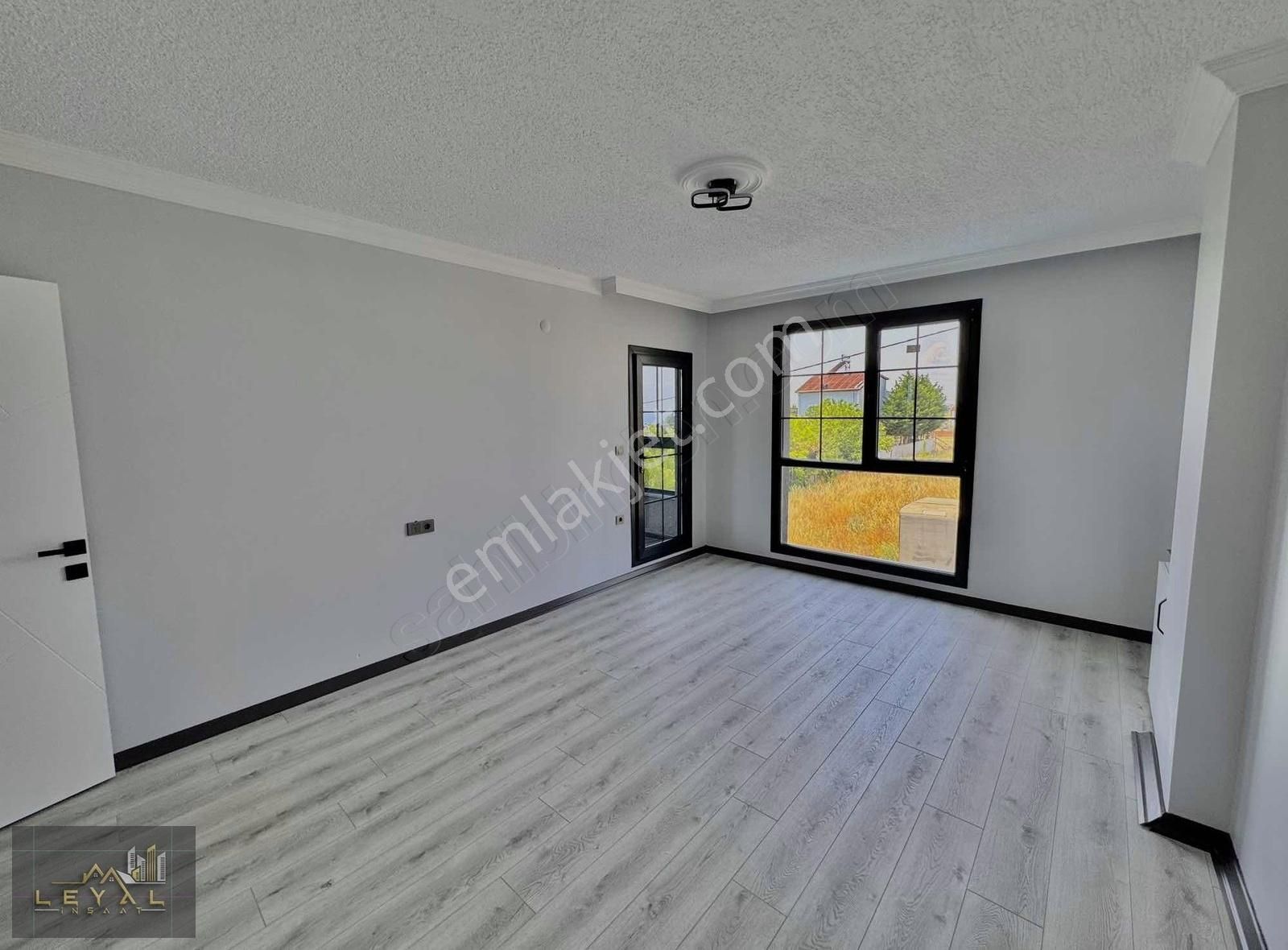 ⫷꧁ Leyal Grup꧂⫸emalsizz Havuzlu Şık Tasarımlı Müstakil Gnş Bahçe - Görsel 15