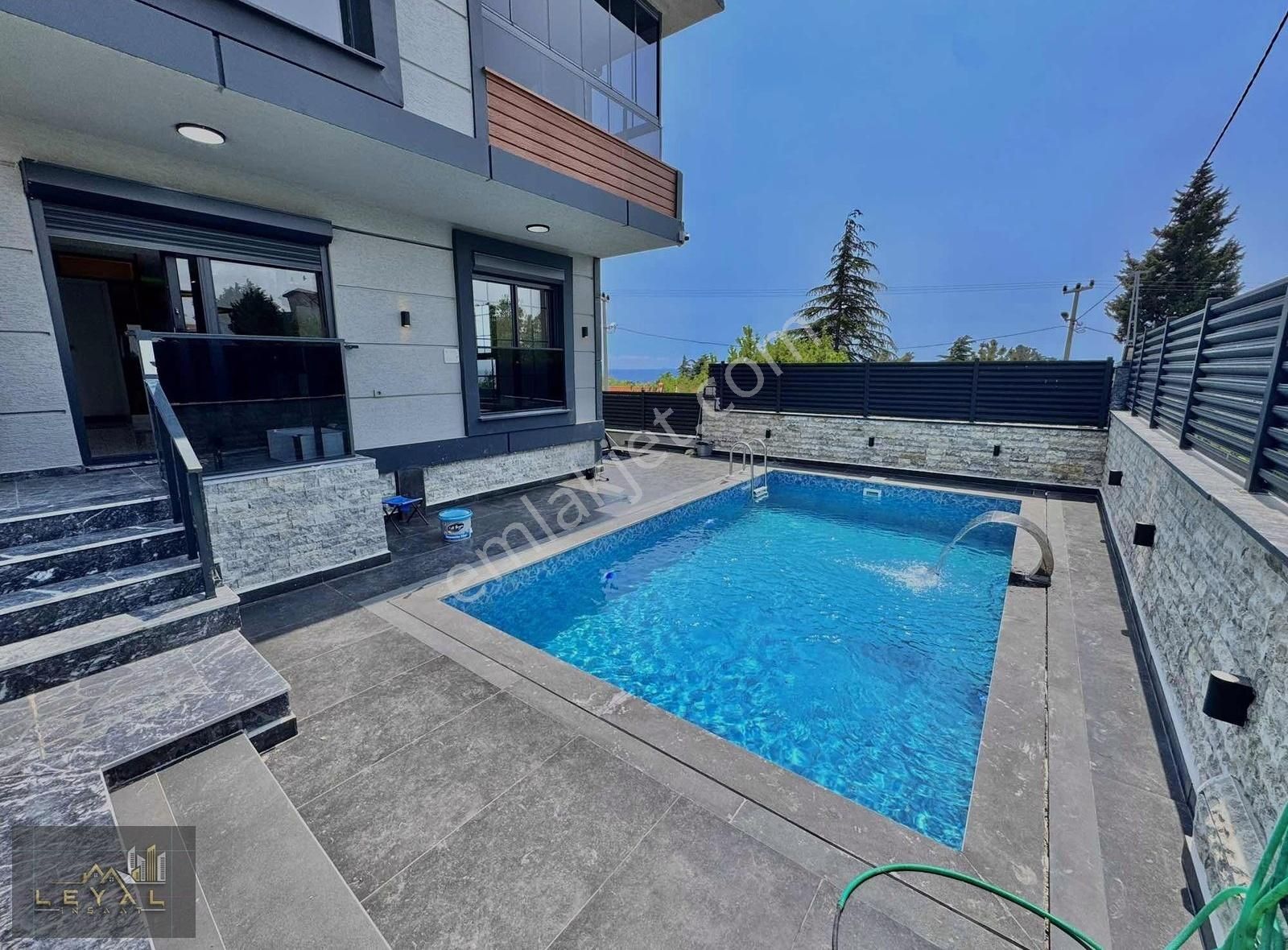 ⫷꧁ Leyal Grup꧂⫸emalsizz Havuzlu Şık Tasarımlı Müstakil Gnş Bahçe - Görsel 14