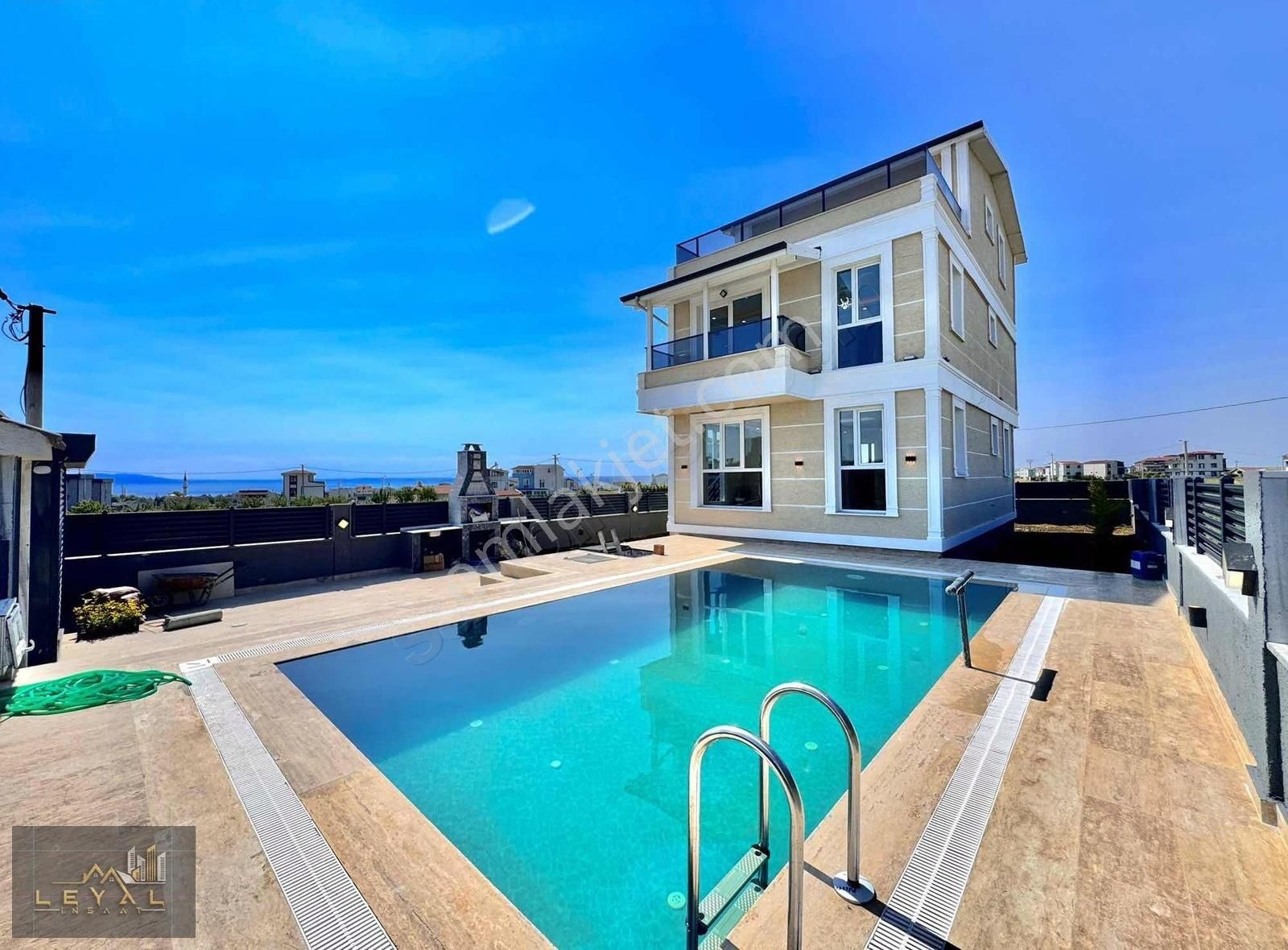 ꧁▇leyal Grup▇꧂320m² Arsa İçinde Olimpik Havuzlu Seyir Teraslı - Görsel 9