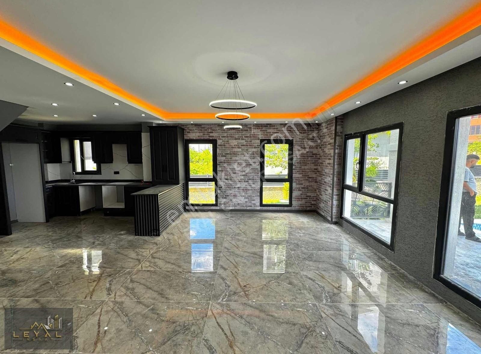 ⫷꧁ Leyalgrup꧂⫸p R E M İ U M Kalitede Şık Tasarımlı Havuzlu Villa - Görsel 11