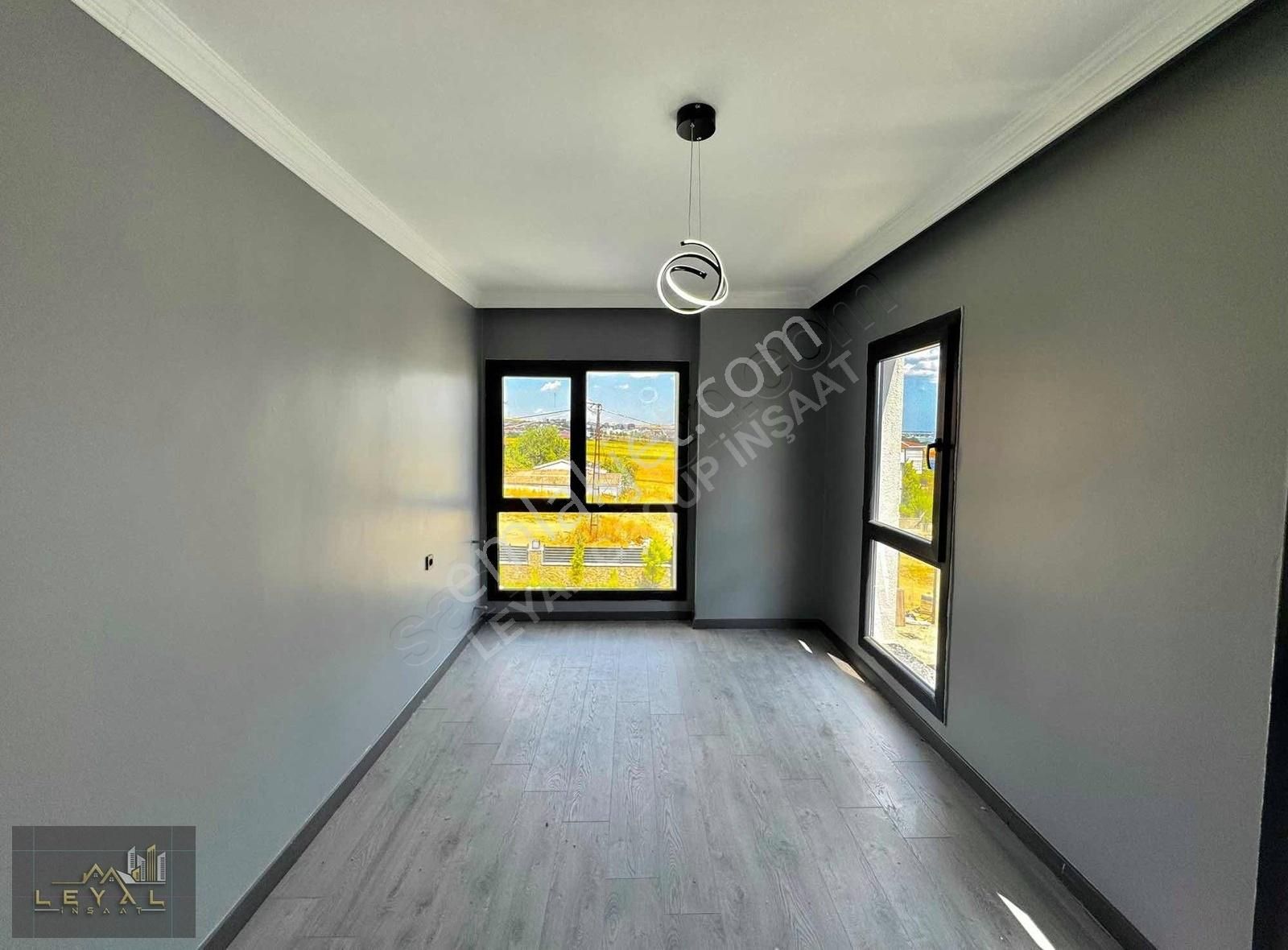 ⫷꧁ Leyalgrup꧂⫸p R E M İ U M Kalitede Şık Tasarımlı Havuzlu Villa - Görsel 2