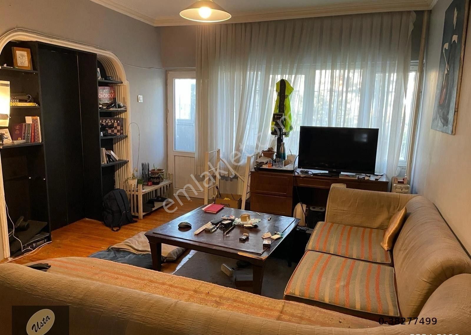 İşçi Blokları 5 Katlılarda Merkezi Konumda Kiralık Daire....