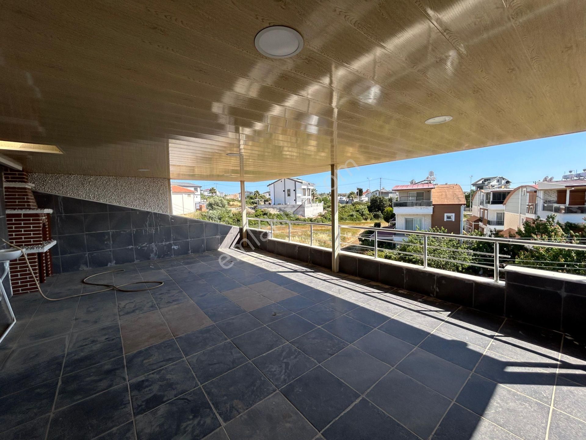 Satılık Tripleks Havuzlu Bahçeli Villa - Görsel 11