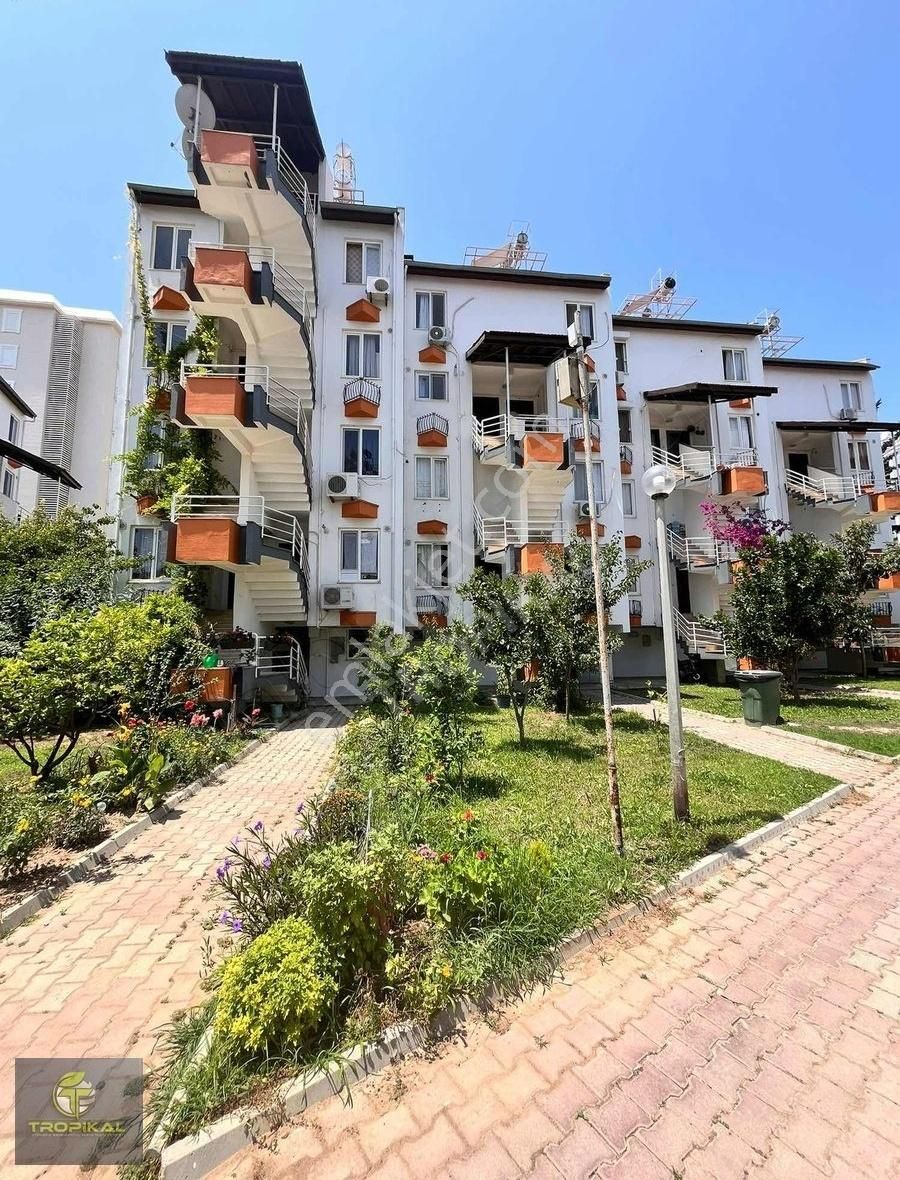 Kundu'da Oteller Bölgesinde Site İçerisinde Dubleks 2+1 Daire