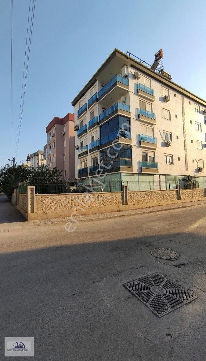 Antalya Muratpaşa Yeşildere Mahallesi'nde 3+1 Kiralık Daire