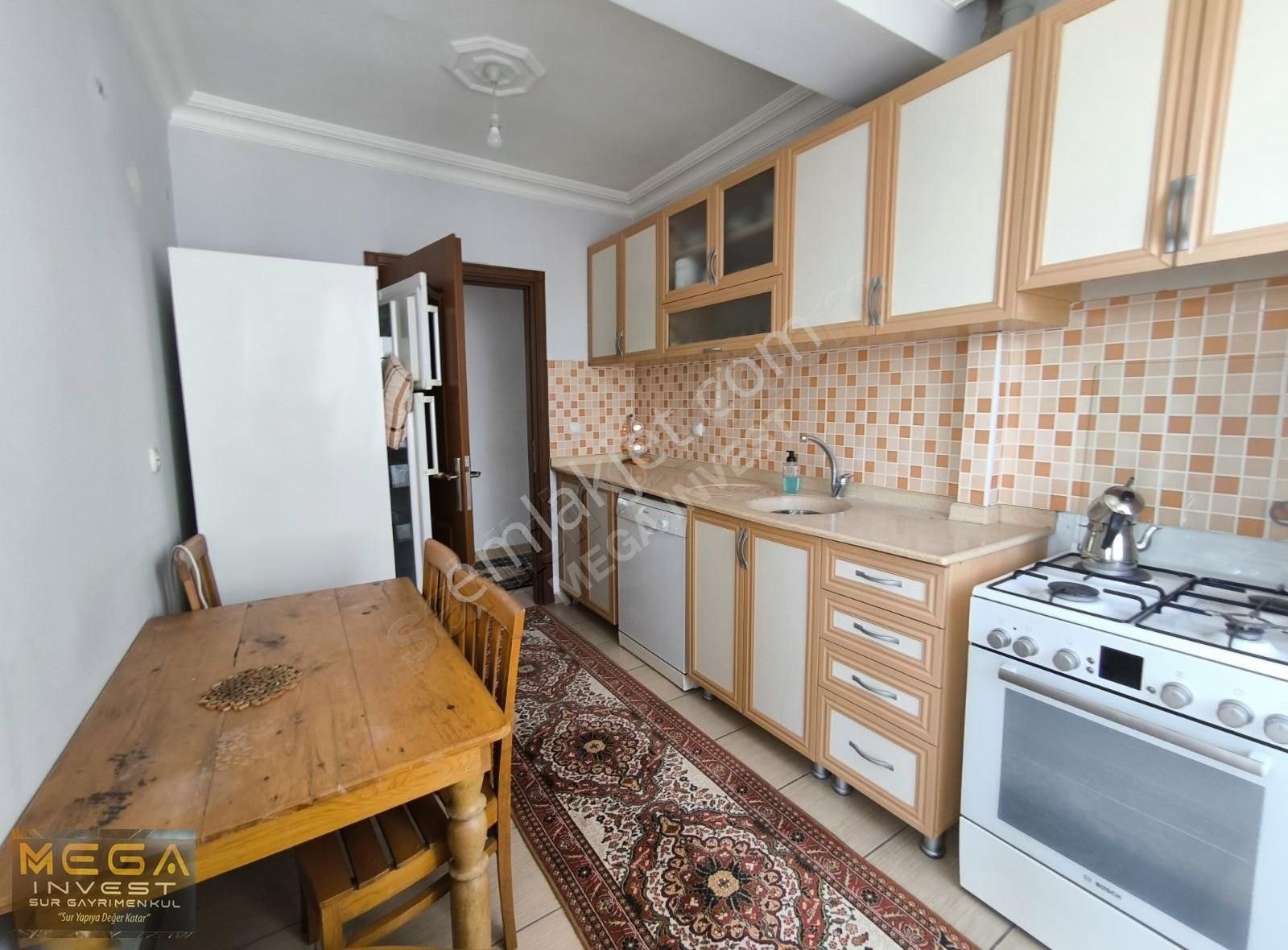 Ünsal Mahallesı Asansörlü Satılık Güney Cephe 3+1 Daire