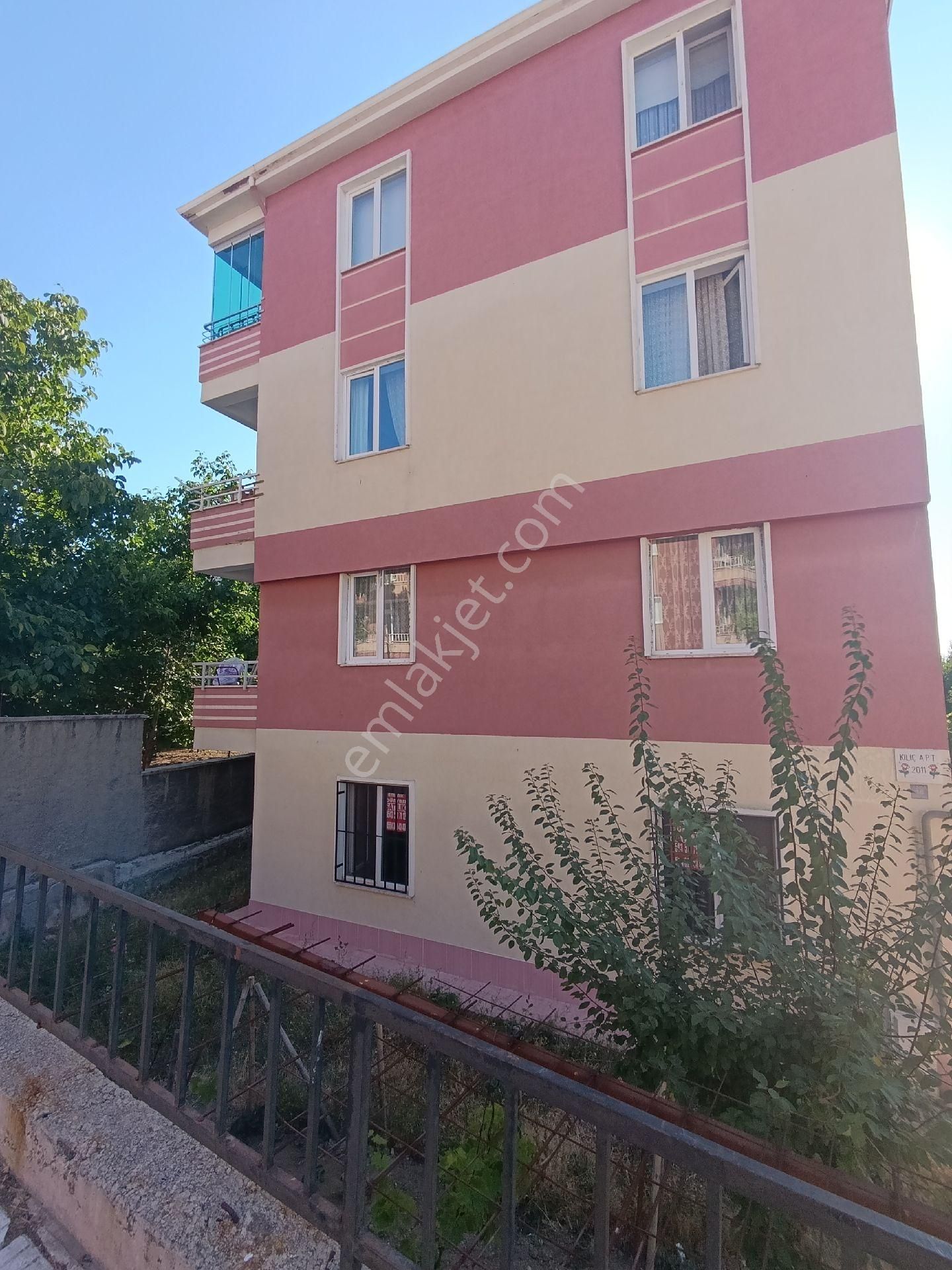 Kupon 3+1 Satılık Kale Mahallesi Dastlar Ekmek Fırını Arka Tarafı Emlak Dünyasindan Satilik