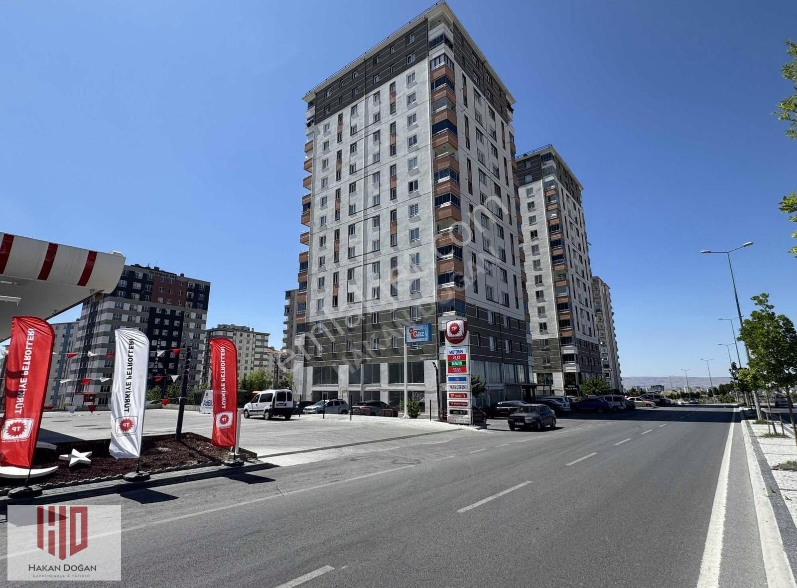 Hulusi Akar Bulv. Cadde Cepheli Satılık 3+1 Daire