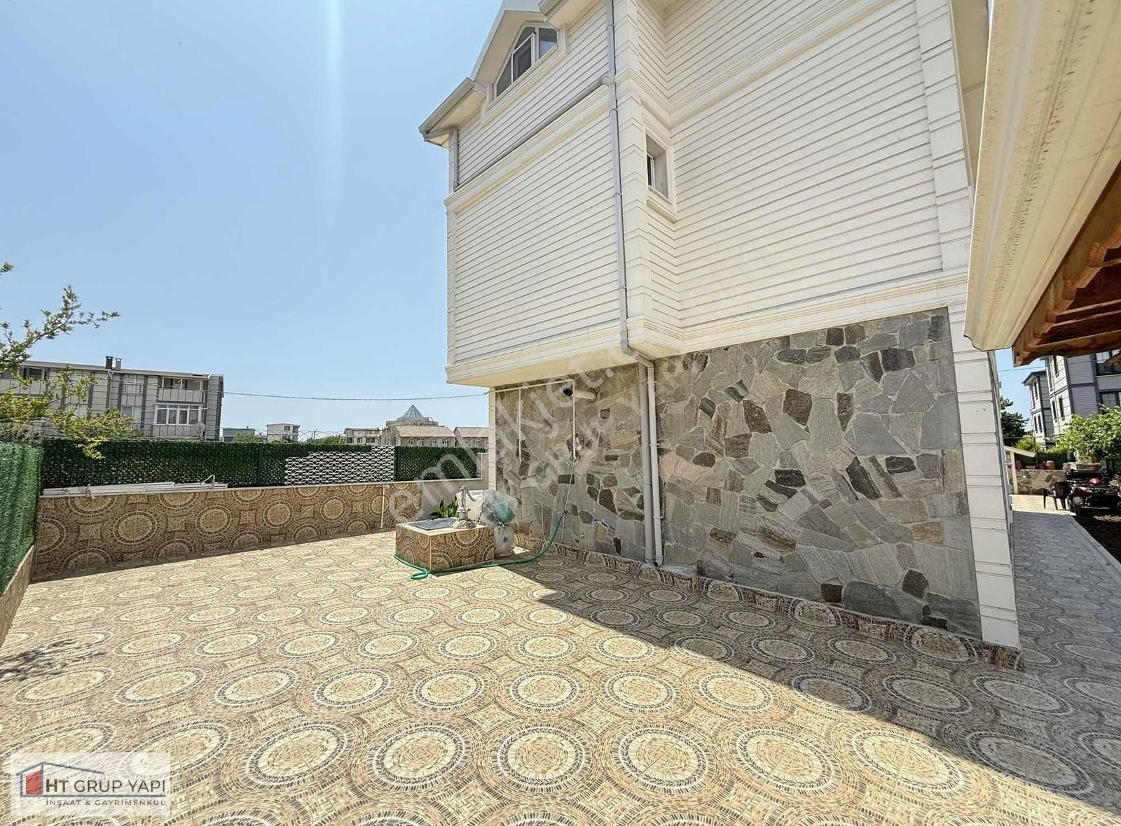 ▃▅▇ht Grup▇▅▃ Geniş Bahçeli - Eşyalı-merkezi Konumda-müstakil - Görsel 6