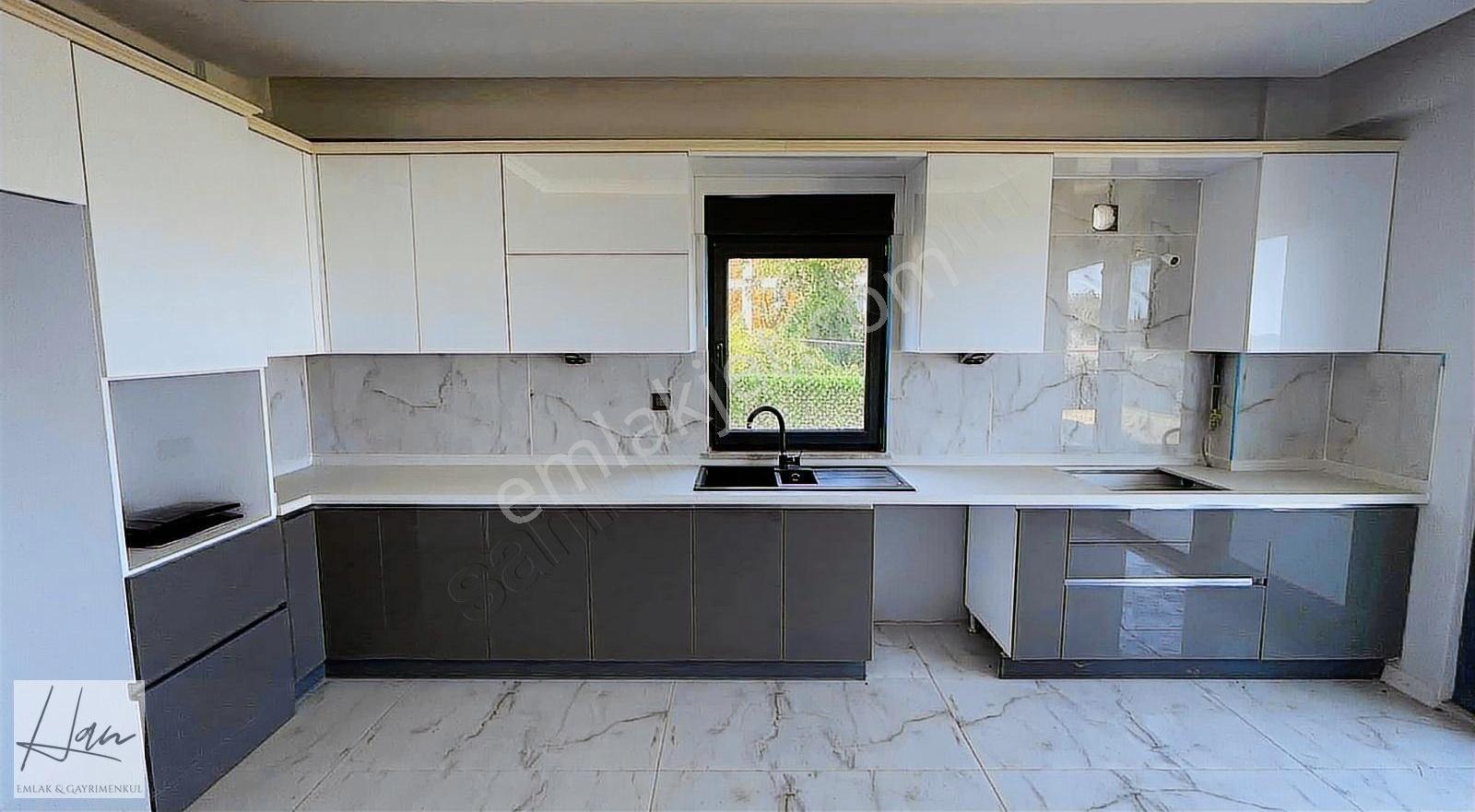 Değirmendere'de Site İçerisinde Satılık Lüks 4+1 Villa. - Görsel 23