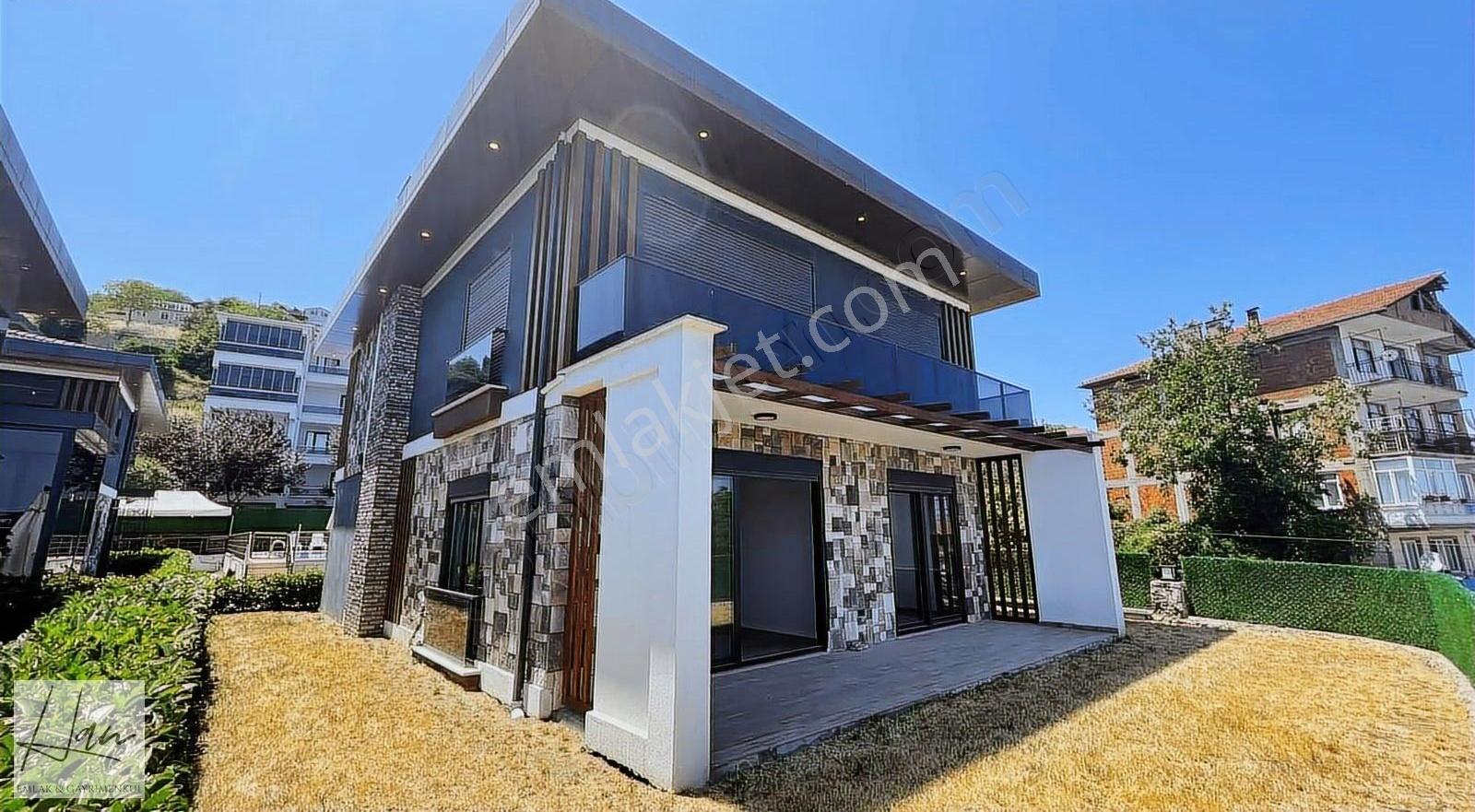 Değirmendere'de Site İçerisinde Satılık Lüks 4+1 Villa. - Görsel 28