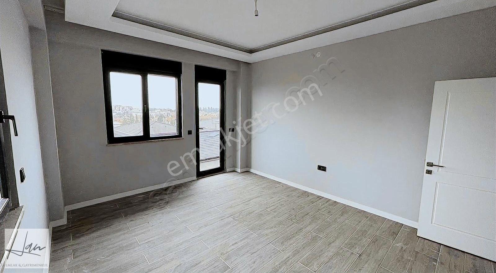 Değirmendere'de Site İçerisinde Lüks Villa... - Görsel 24