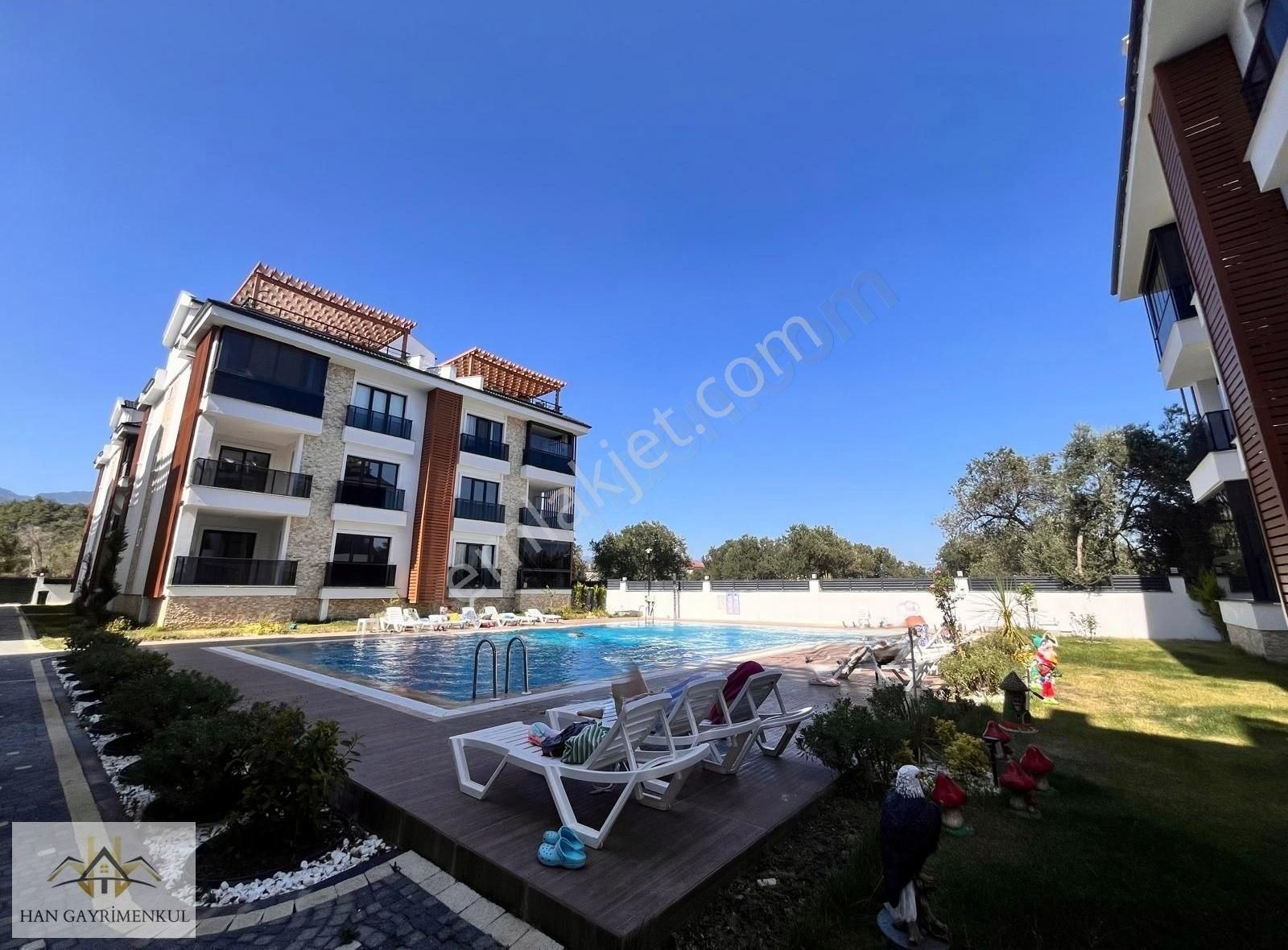 Han Gayrimenkulden Akçayda Havuzlu Lüx Sitede 2+1 Dubleks Daire