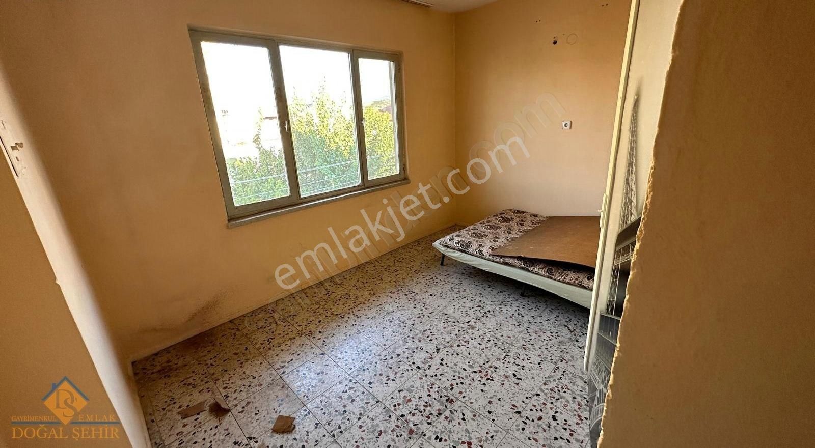 Doğal Şehir Emlaktan En Güzel Konumda Satılk 3 Katlı Komple Bina - Görsel 16