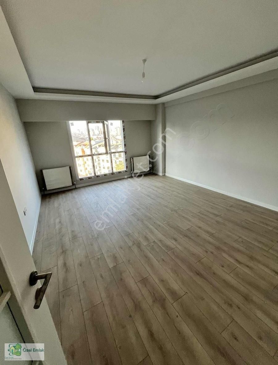 Yeni Mahalle'de Satılık Daire
