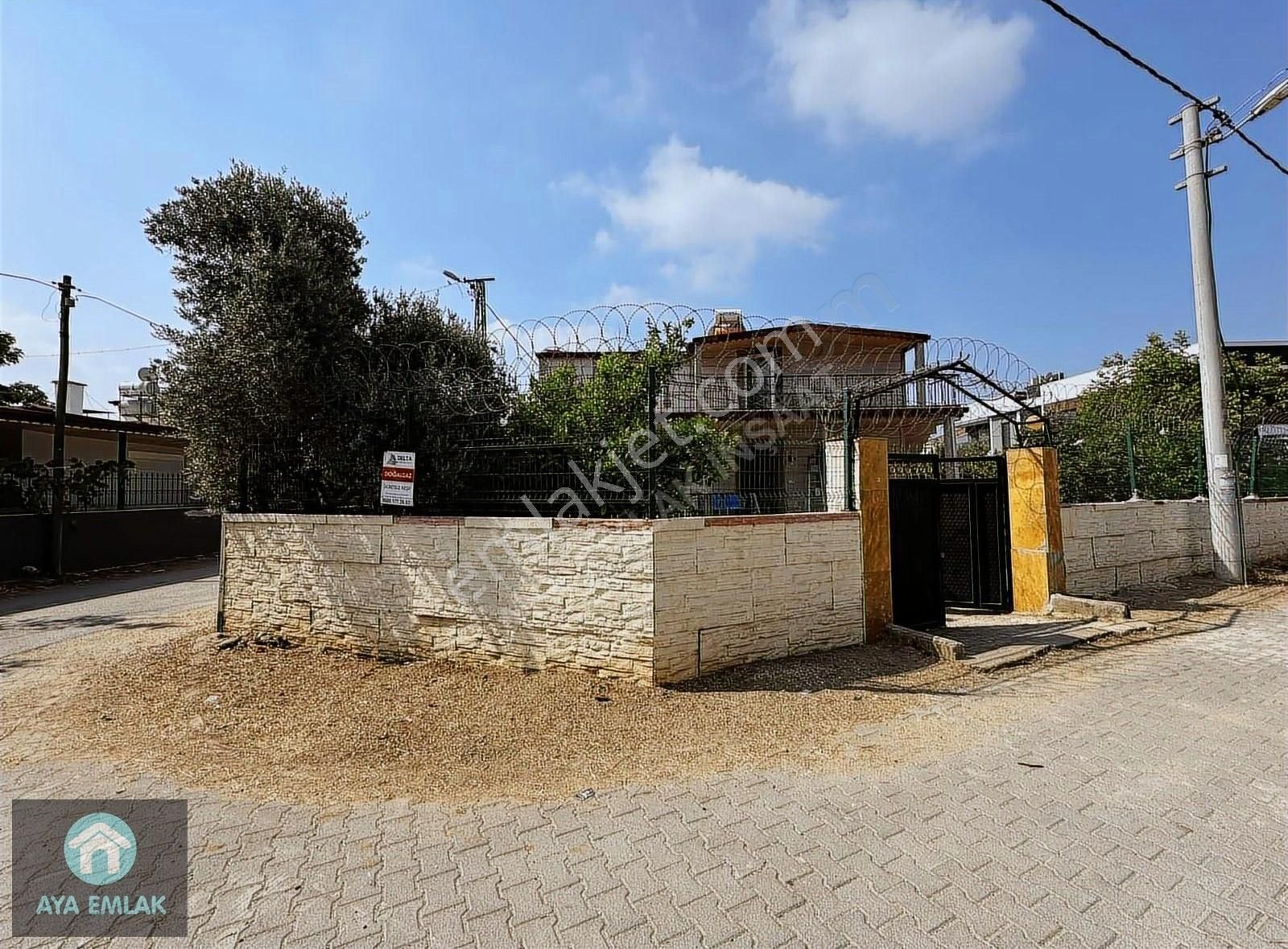 Yeşilbayırda Satılık Müstakil Ev