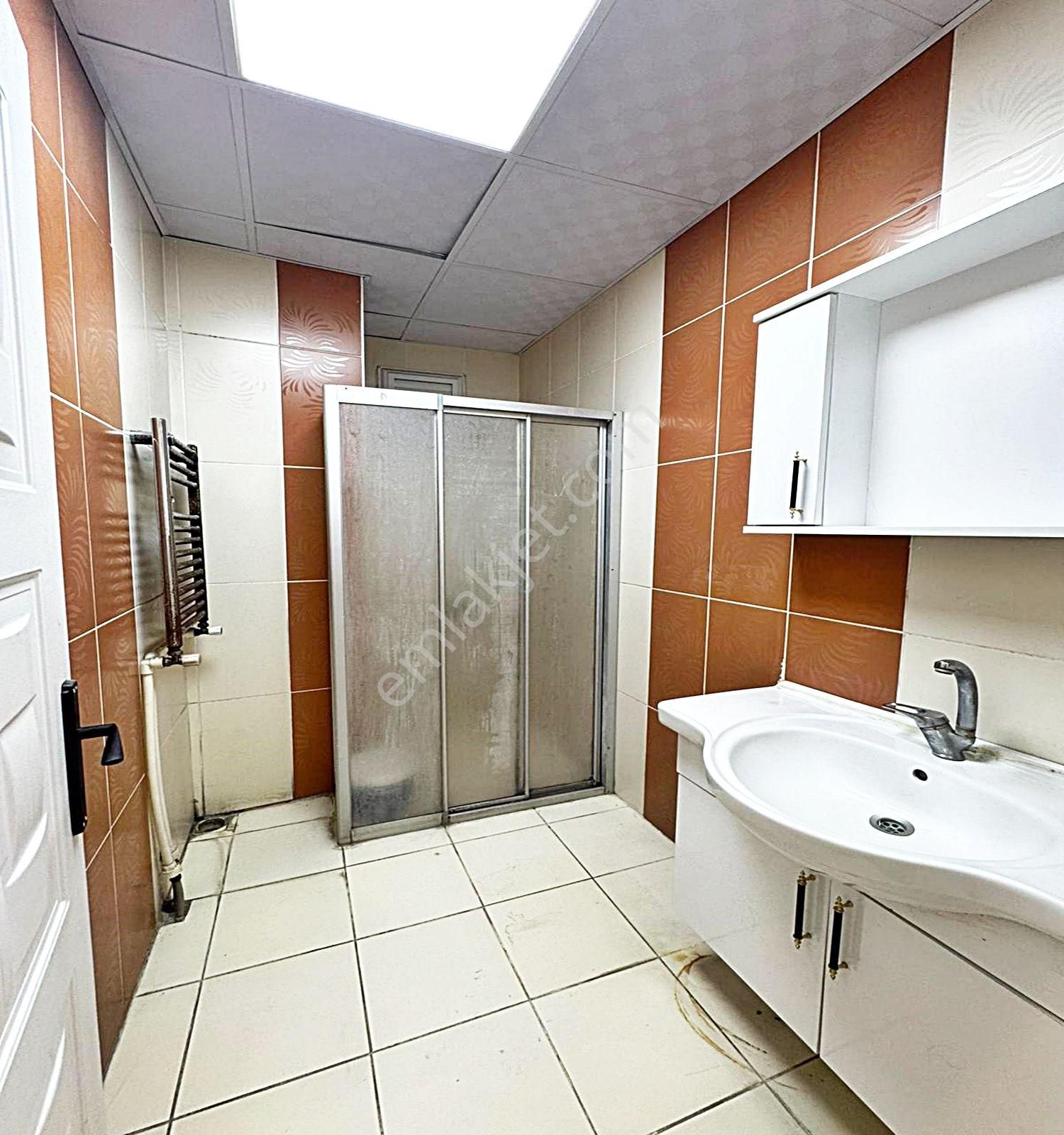 Mehterçeşme Metrobüsün Dibi 2+1 Geniş 120m2 Temiz Satılık Daire - Görsel 16