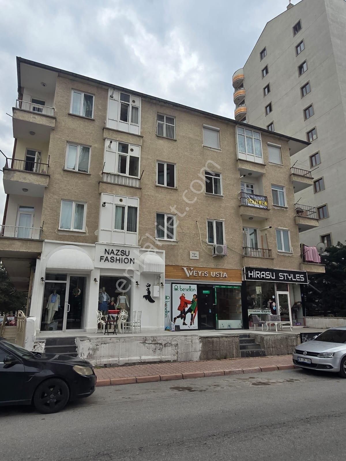 Alparslan Mahallesin De Satılık Kombili Daire