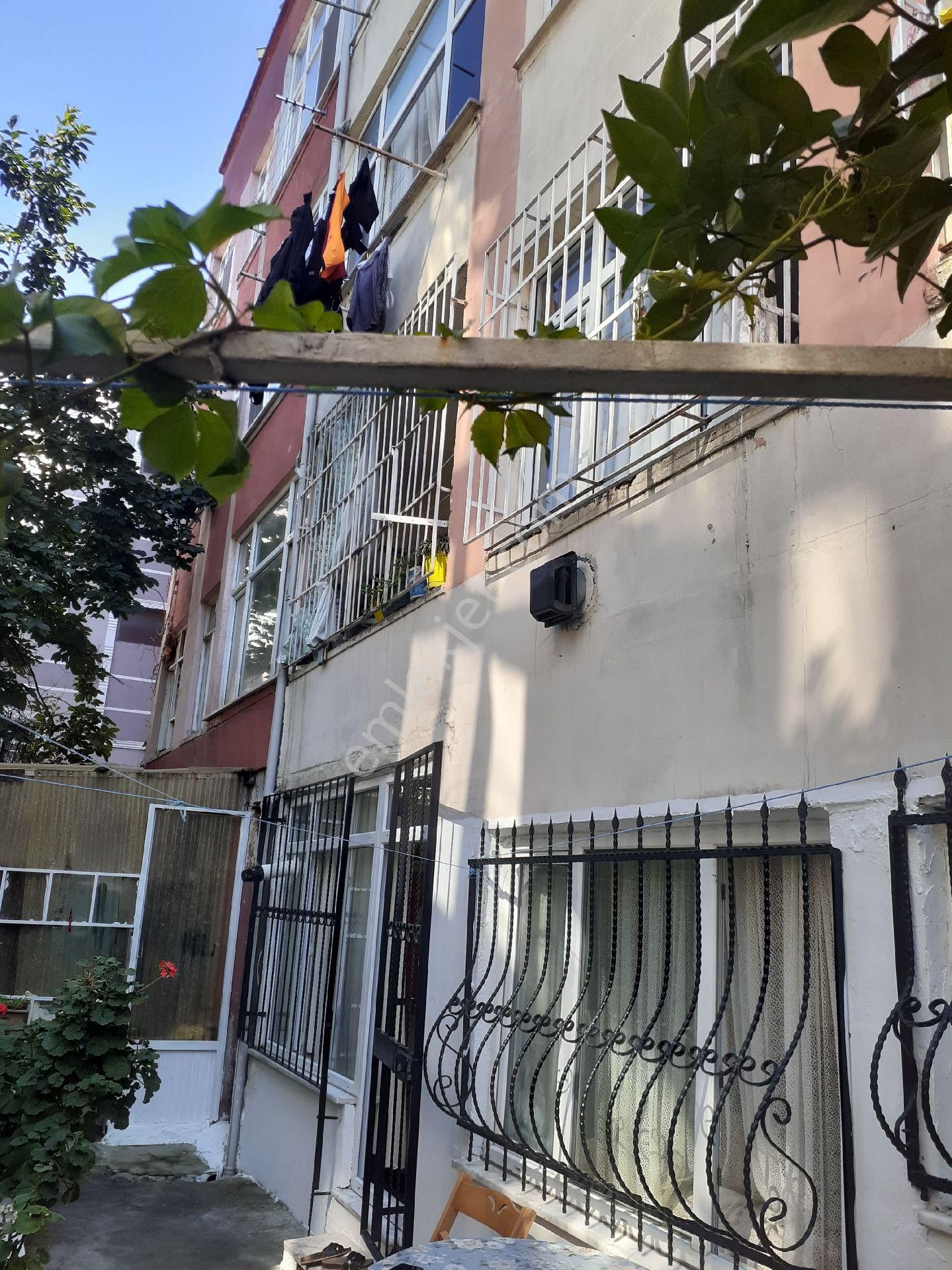 Fatih Kocamustafapaşa Sümbülefendi Yedişehitler Mevkiinde Bahçekatı.. - Görsel 27