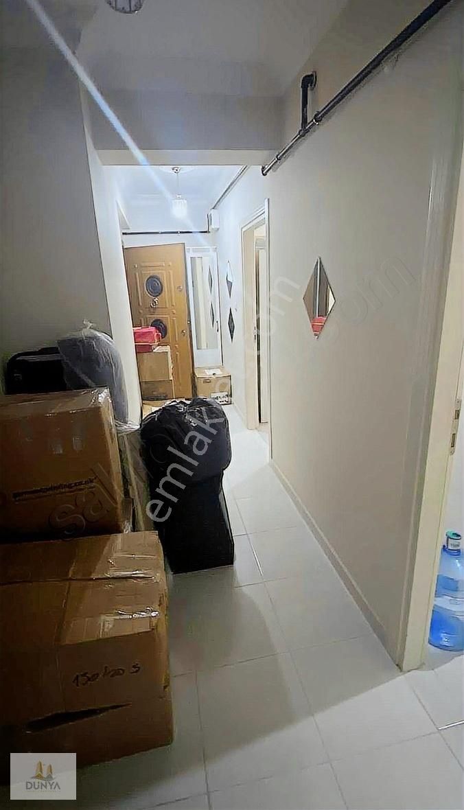 Dünya Gayrimenkulden Dört Yol Kapalı Caddede Kiralık Daire