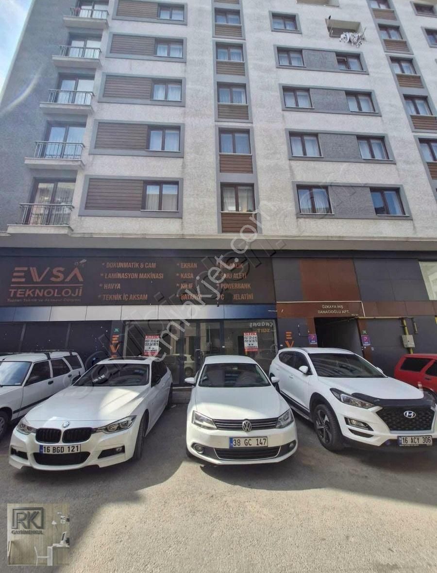 R.k Dan Uluyol Da Kiralık 196 M2 Dükkan