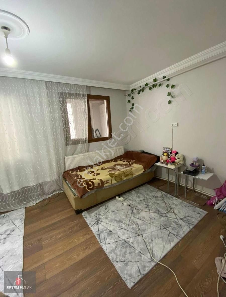 Manisa Şehzadeler Nişancıpaşa Satılık 2adet 1+1 Daire 8 Yaşında