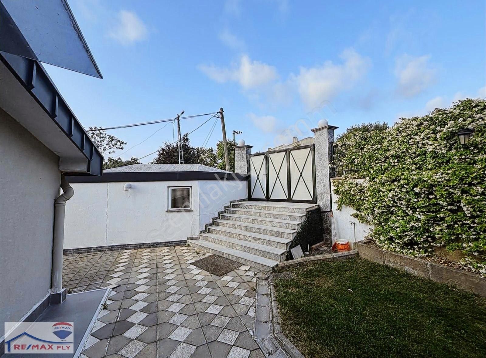 Sarıyer Zekeriyaköy'de 4+1 Kiralık Villa - Görsel 30