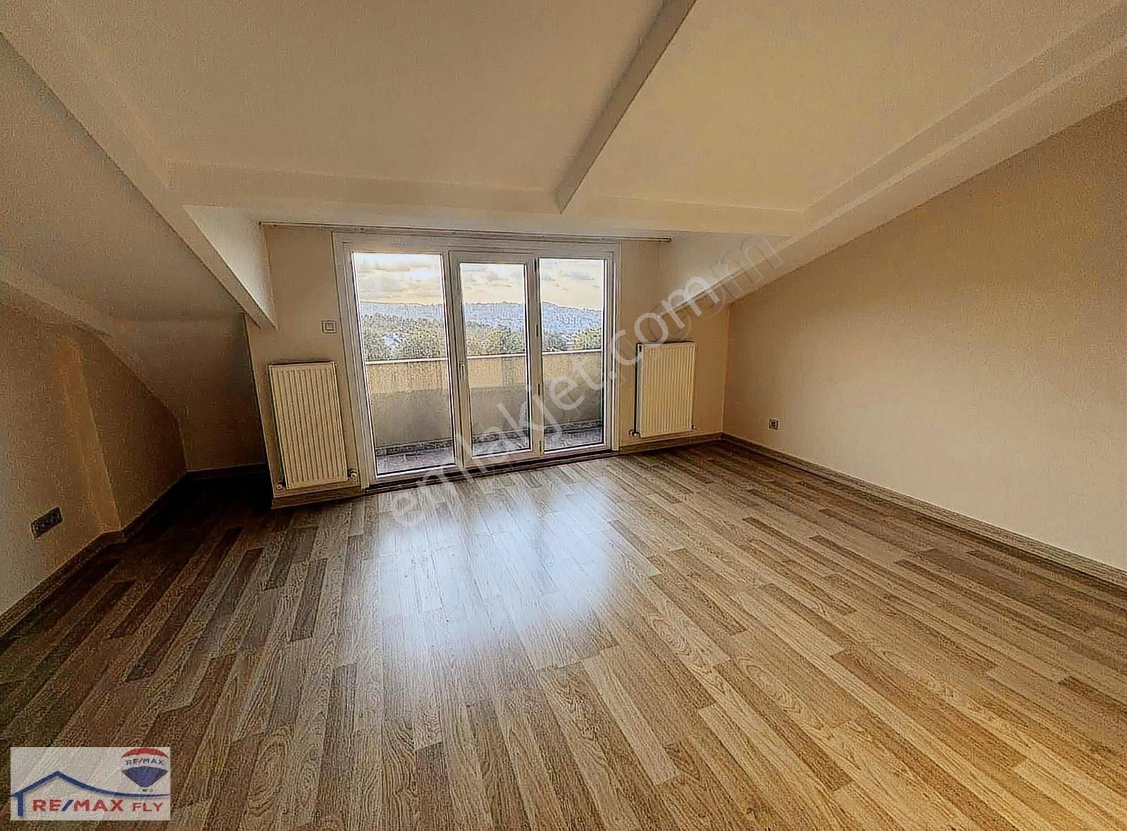 Sarıyer Zekeriyaköy'de 4+1 Kiralık Villa - Görsel 17