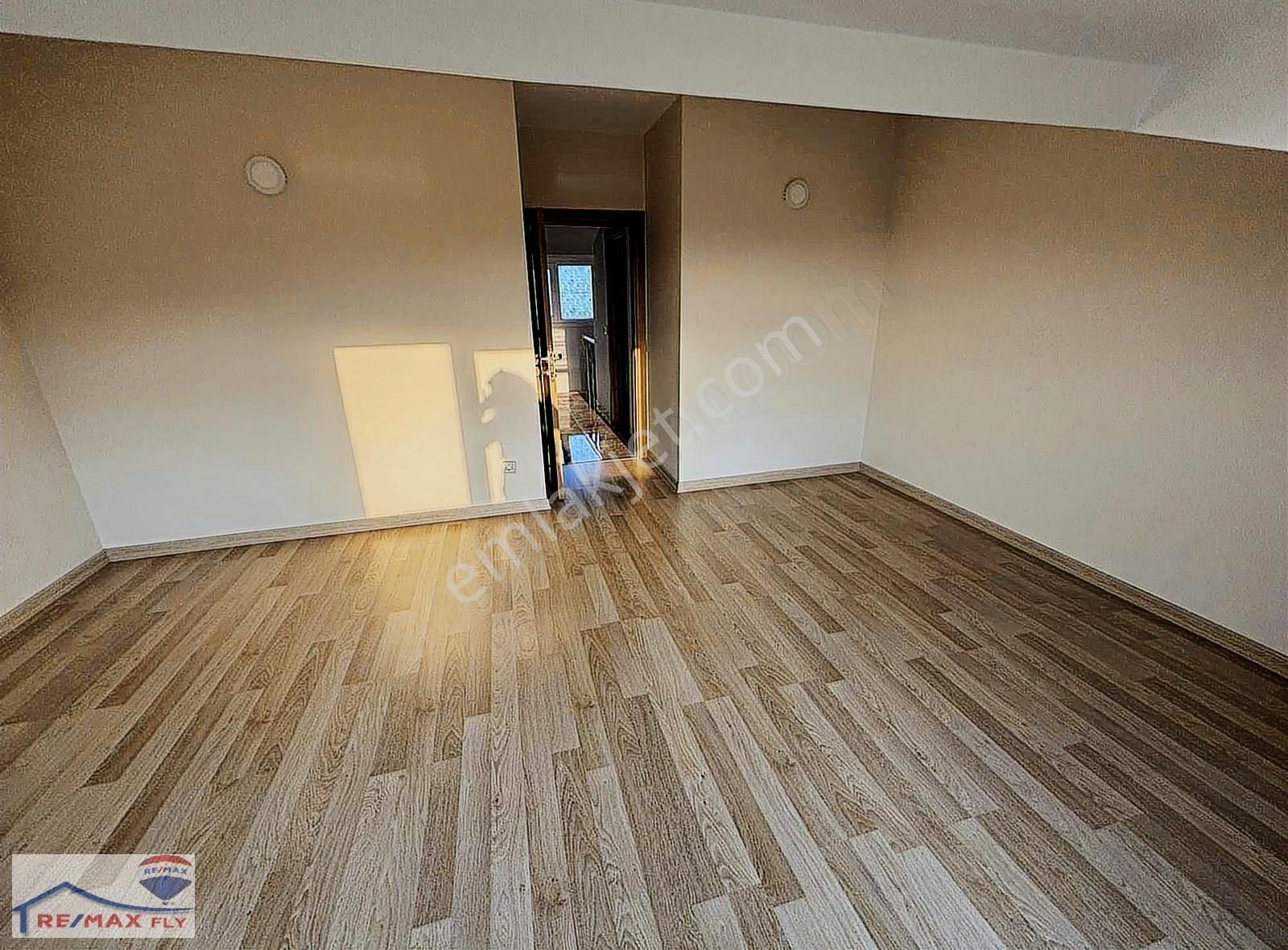 Sarıyer Zekeriyaköy'de 4+1 Kiralık Villa - Görsel 19